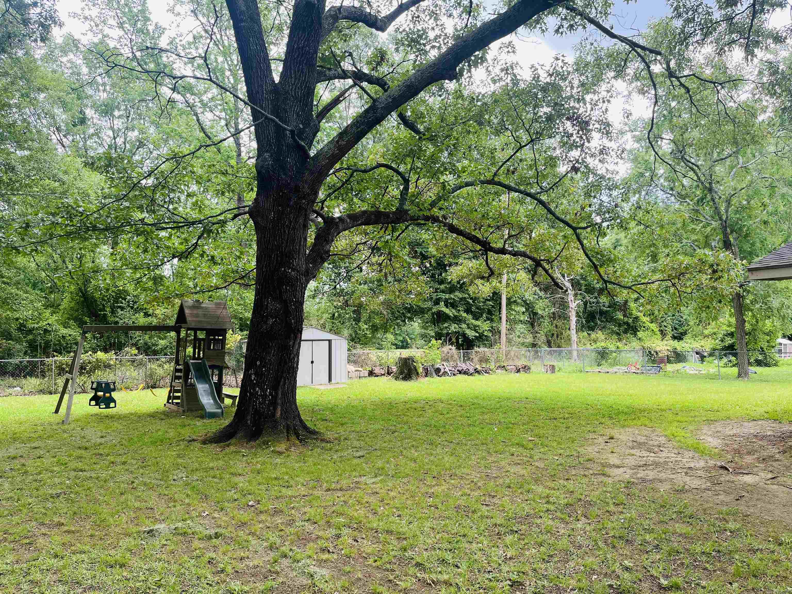 407  Elm  Monticello, AR