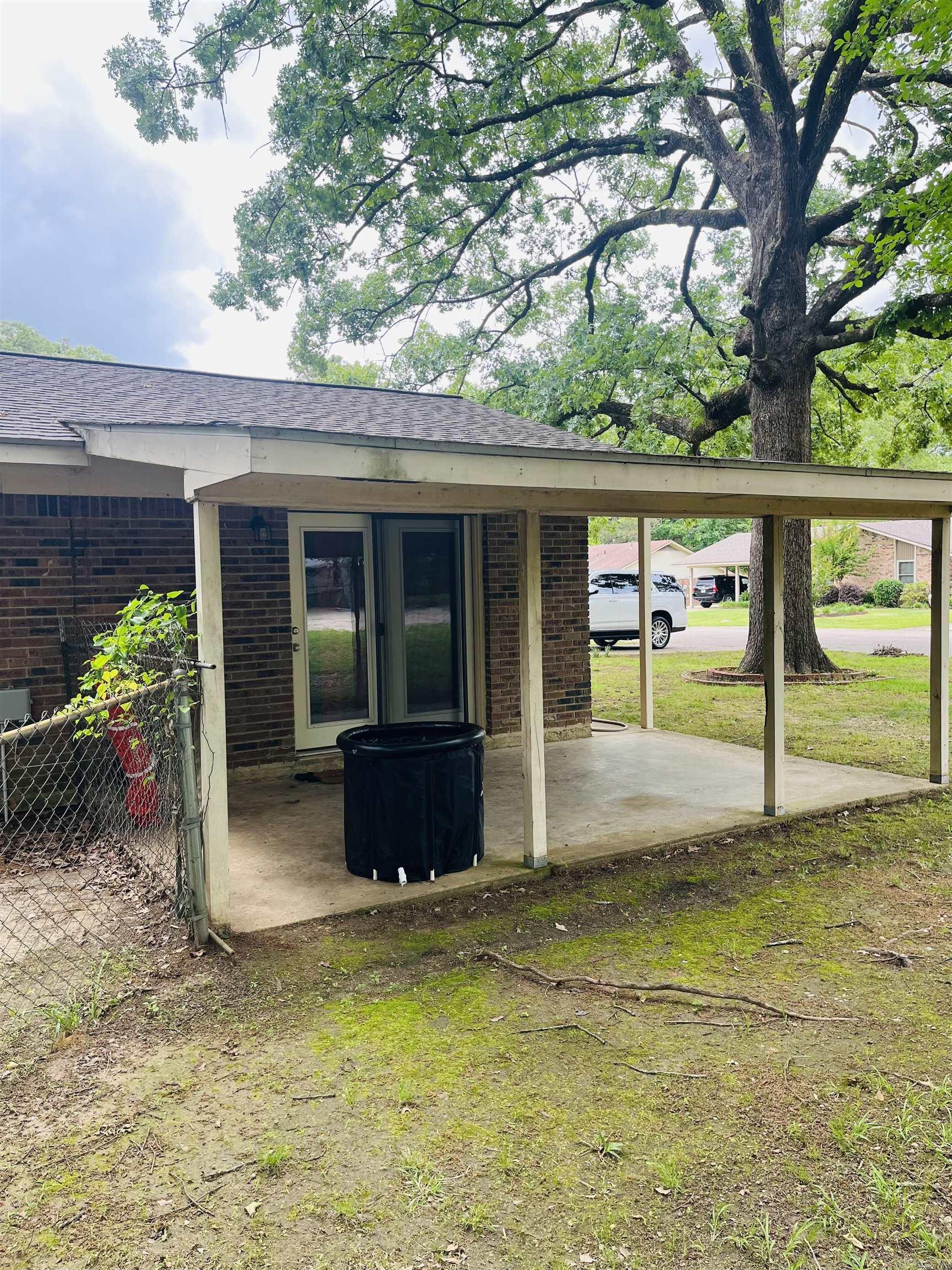 407  Elm  Monticello, AR