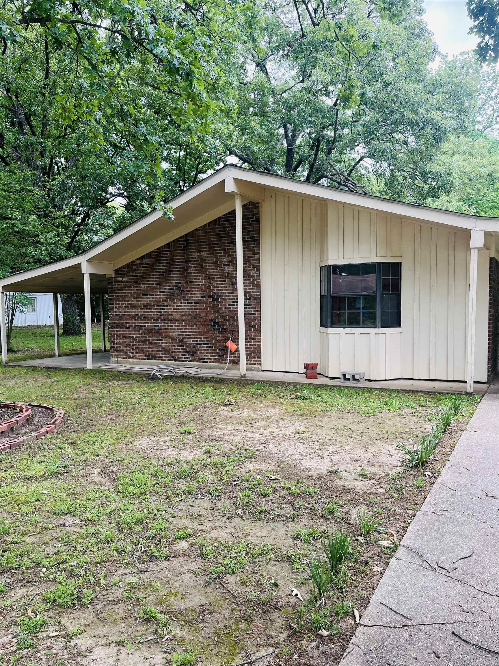 407  Elm  Monticello, AR