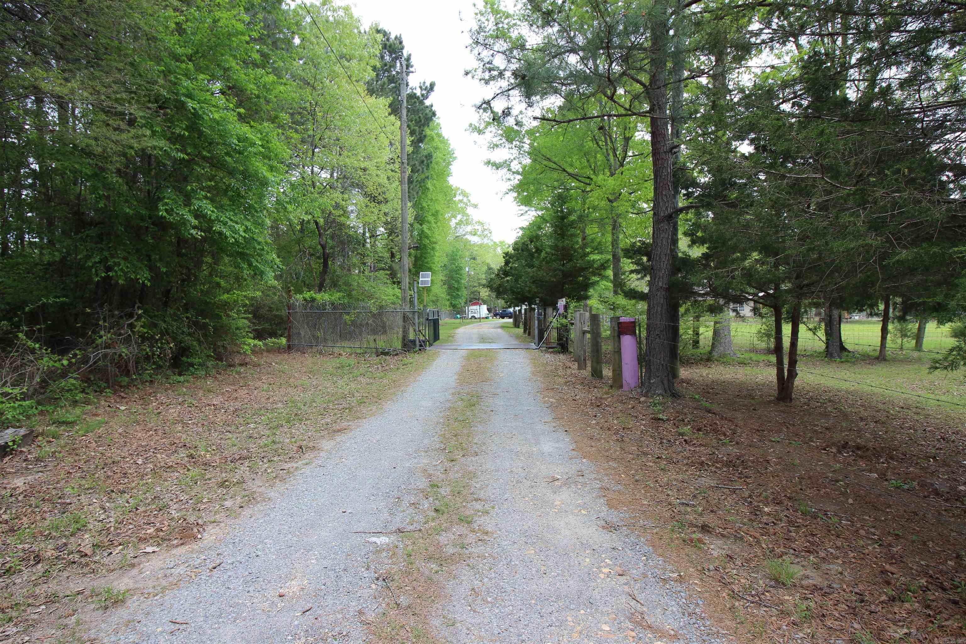 24076 Gracie Layne Lane Bauxite, AR 72011