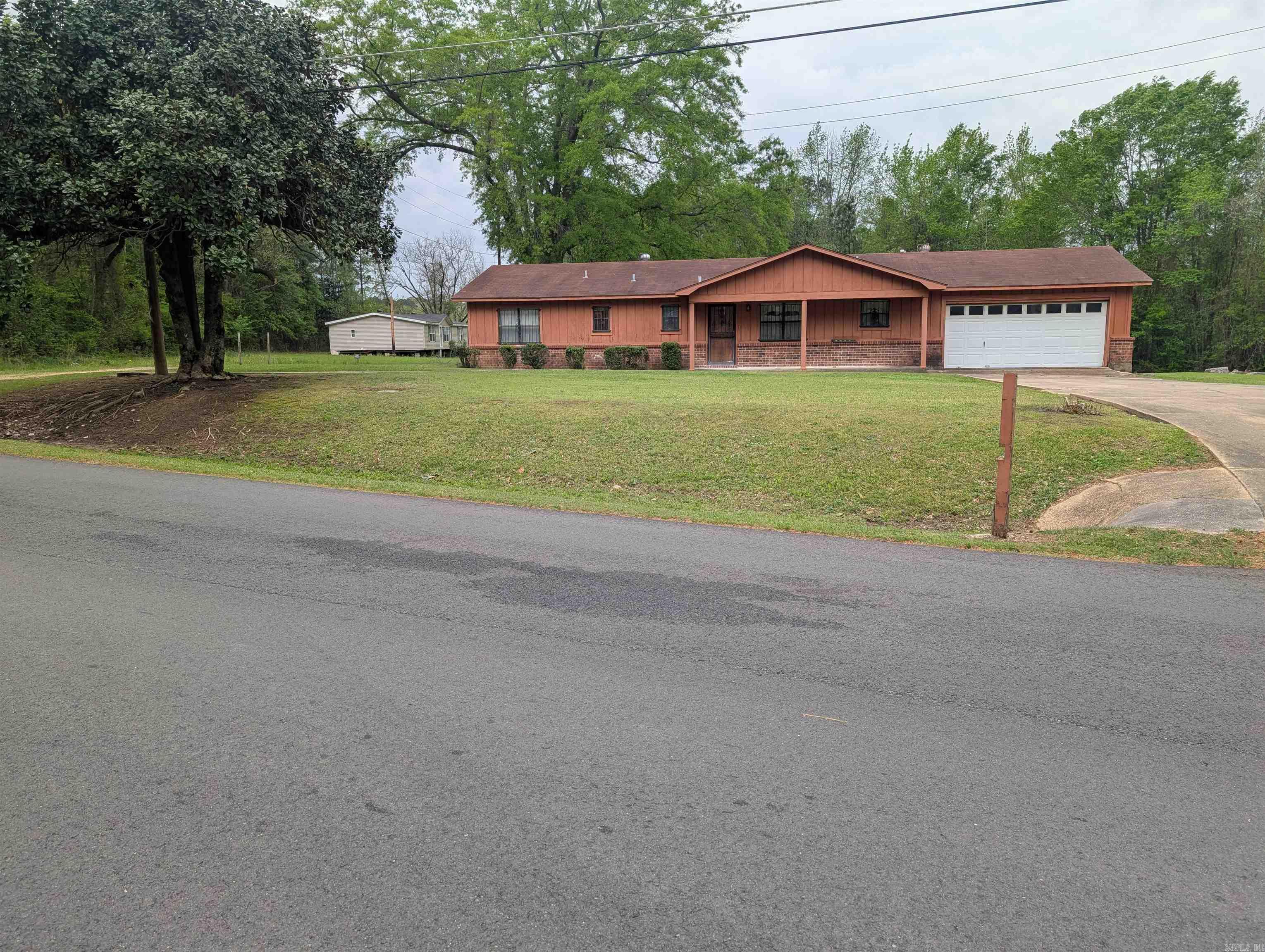3062  Mount Holly Rd  Camden, AR
