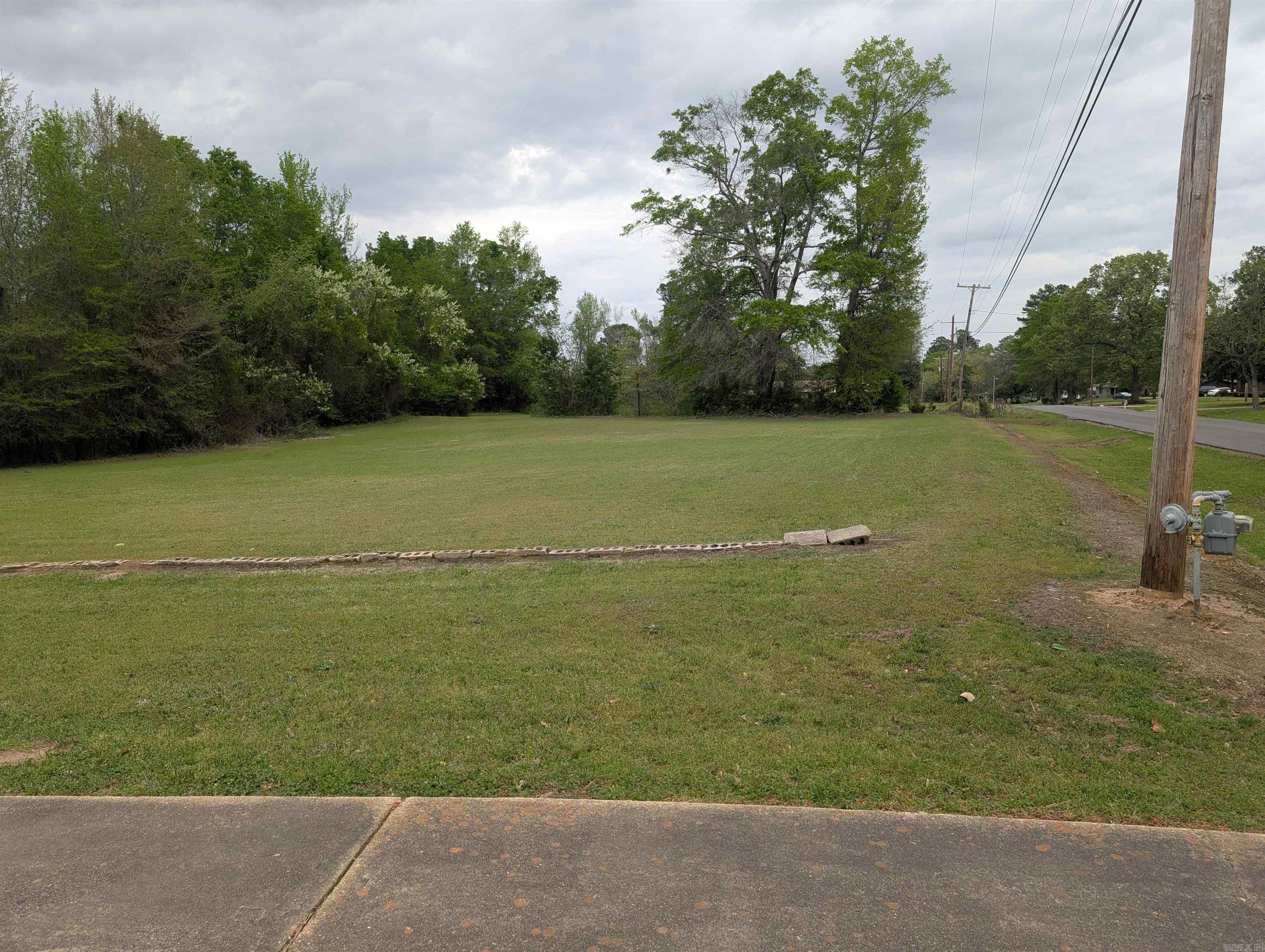 3062  Mount Holly Rd  Camden, AR