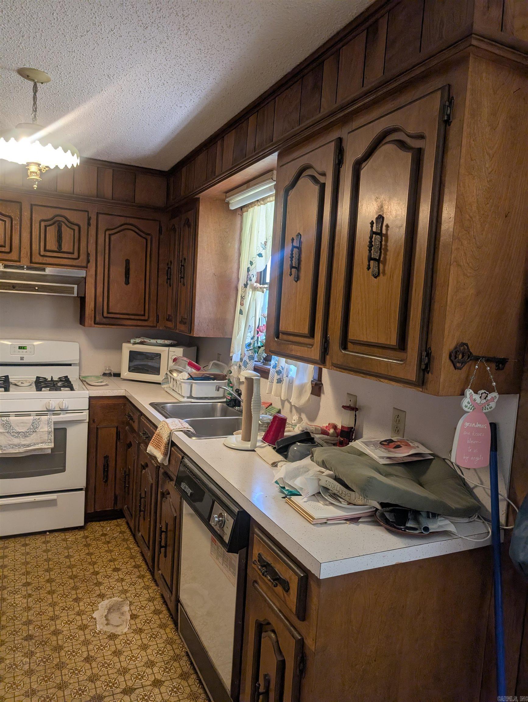3062  Mount Holly Rd  Camden, AR