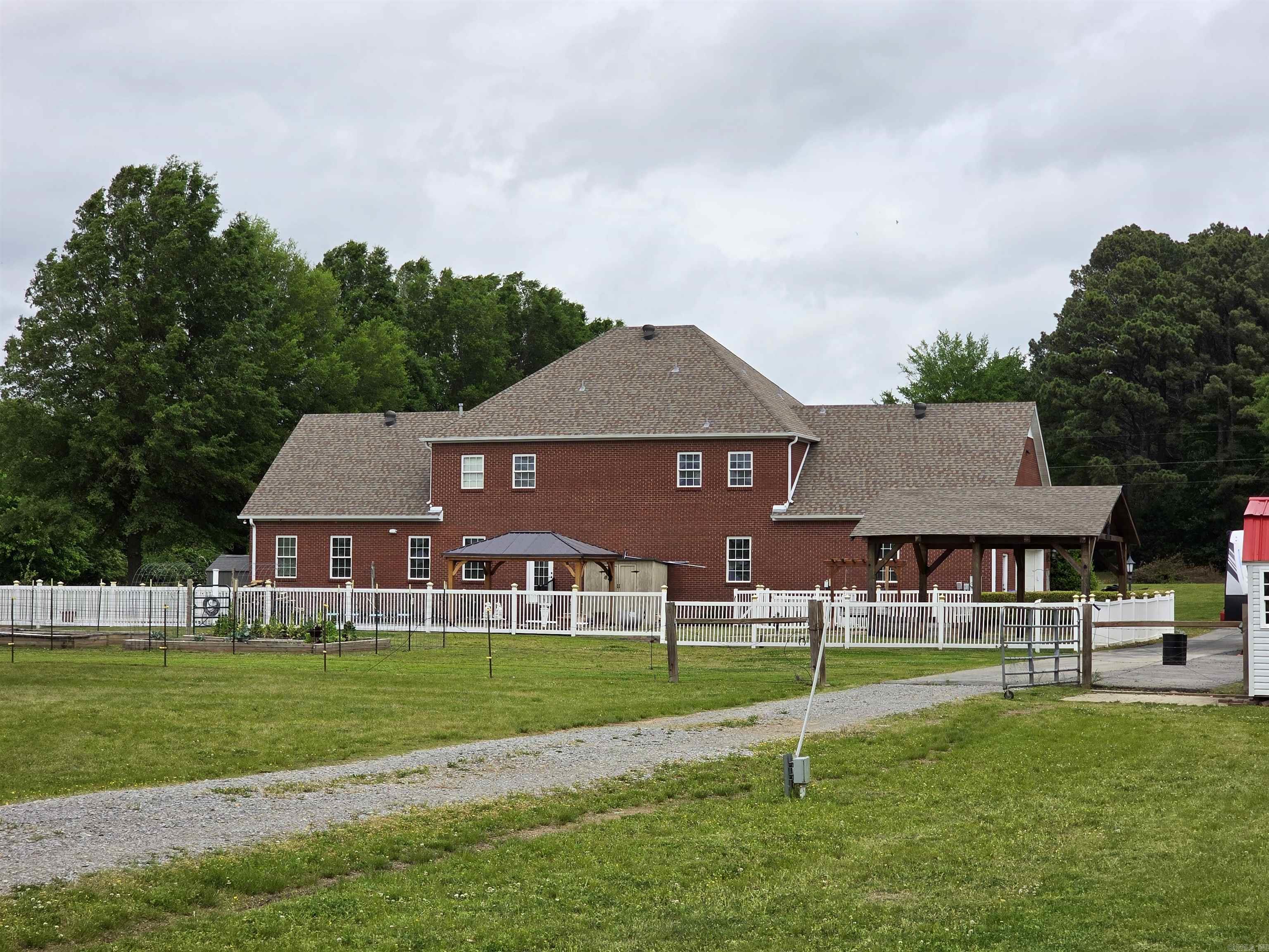 4405  Peachtree  Jonesboro, AR