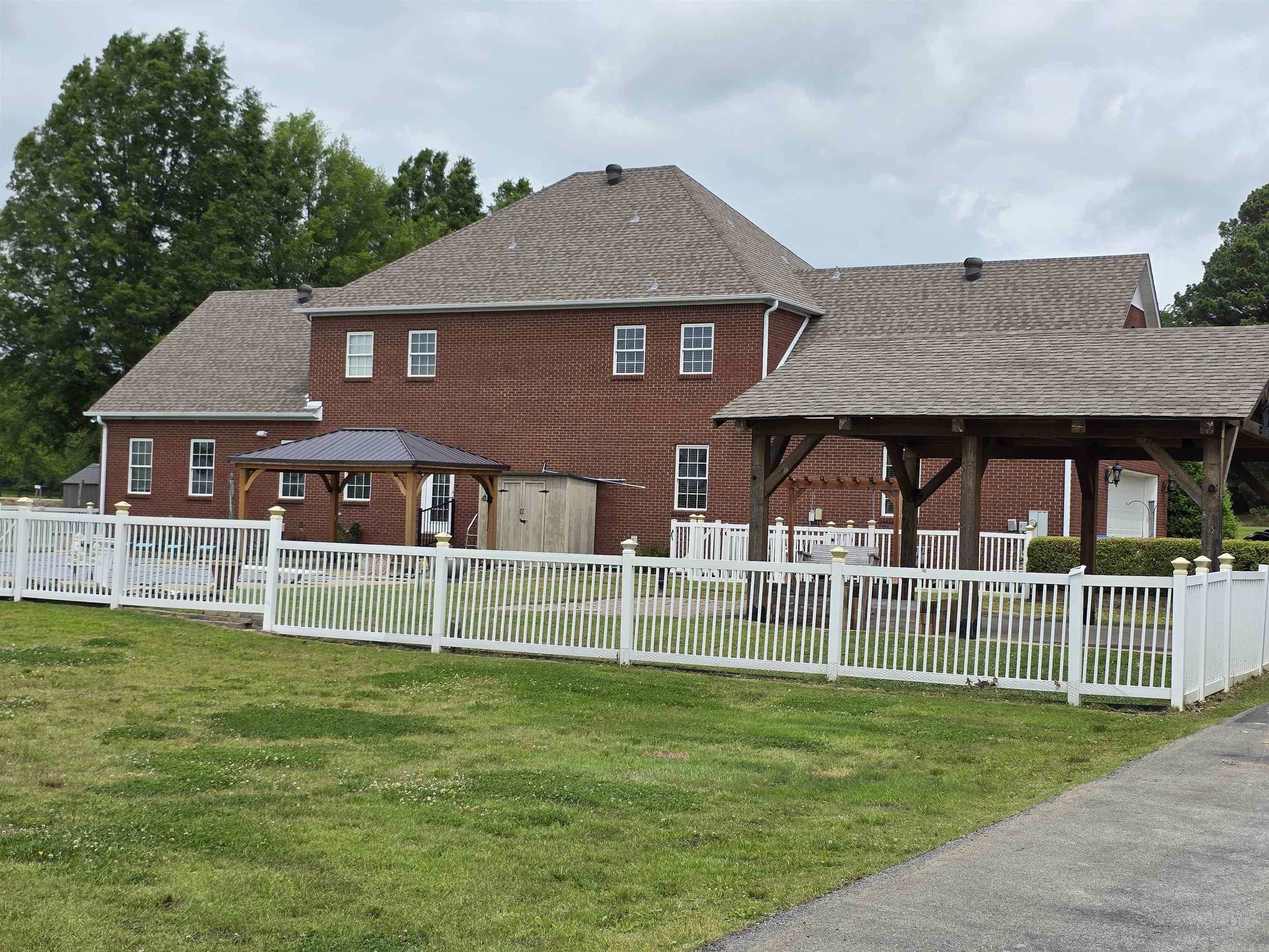 4405  Peachtree  Jonesboro, AR