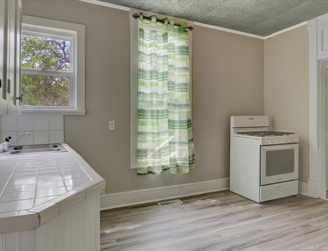 419  South  Hot Springs, AR