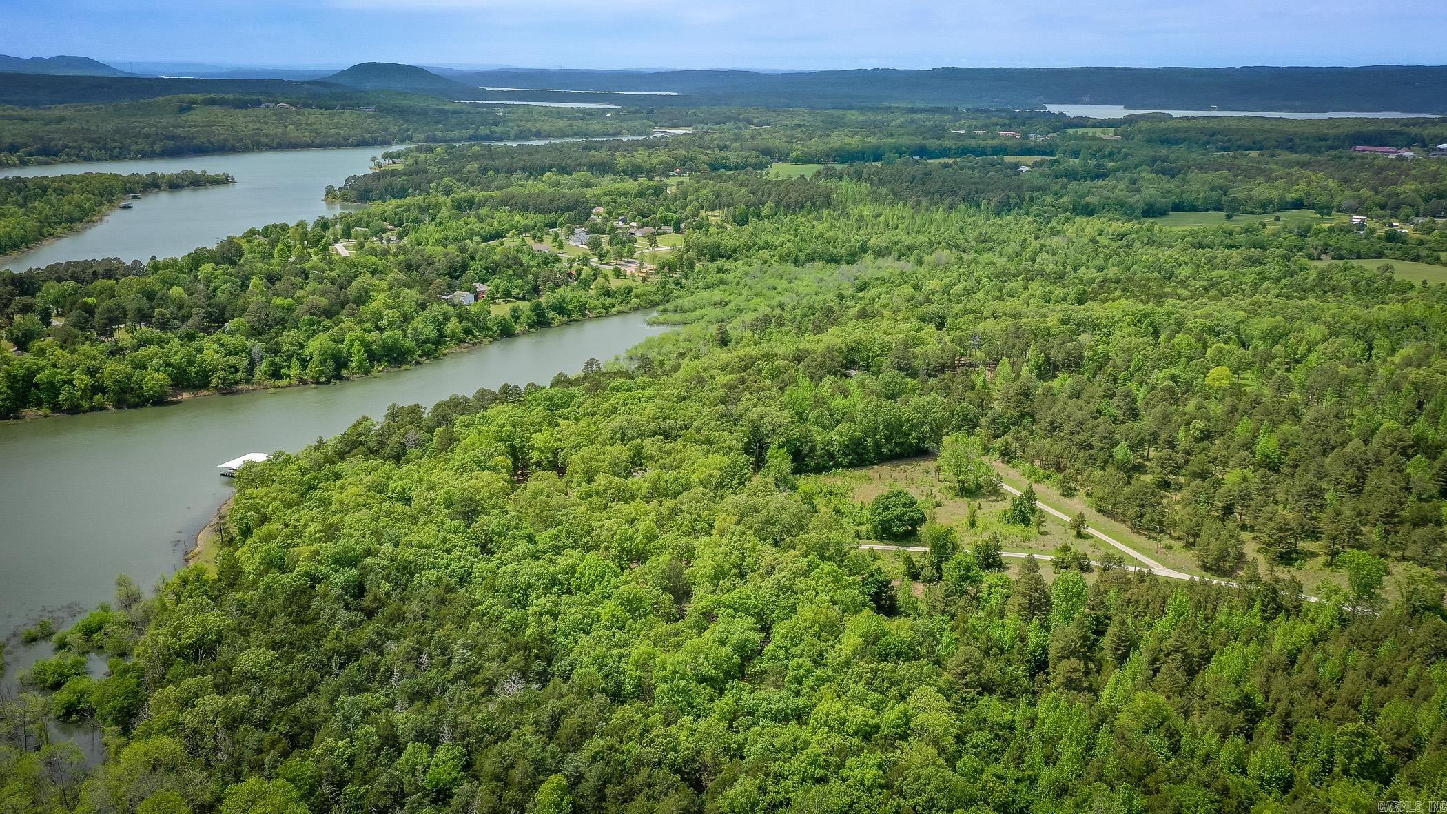 143 Hurricane Dr. Greers Ferry, AR 72067