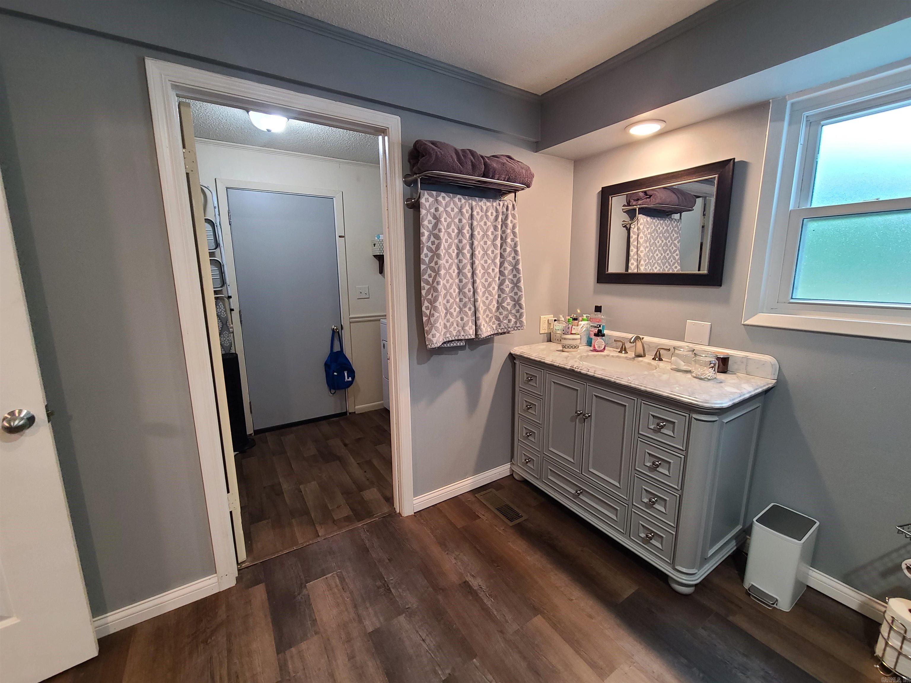 595 S Houston  Piggott, AR