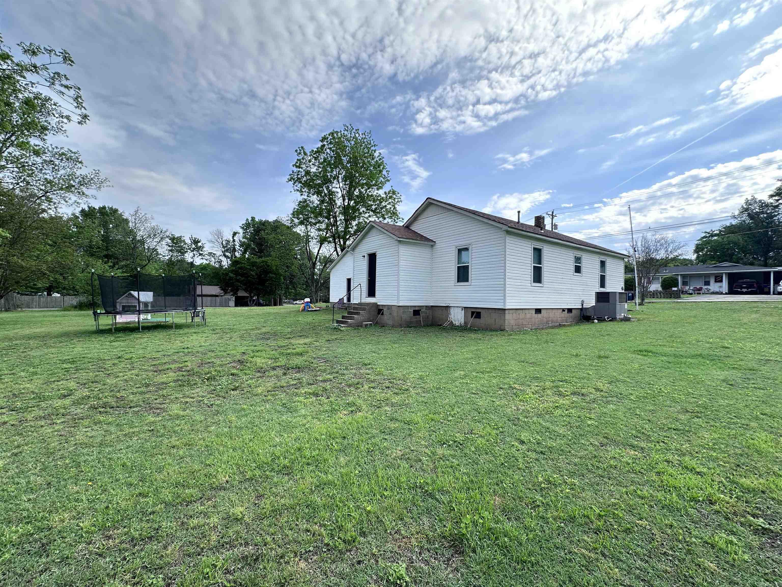 595 S Houston  Piggott, AR