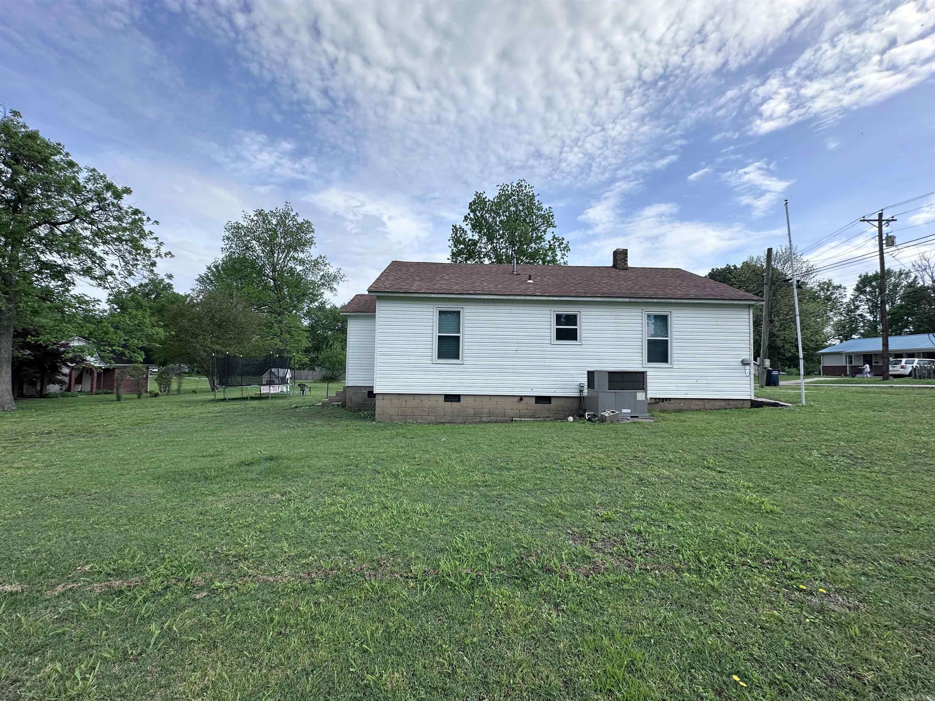 595 S Houston  Piggott, AR