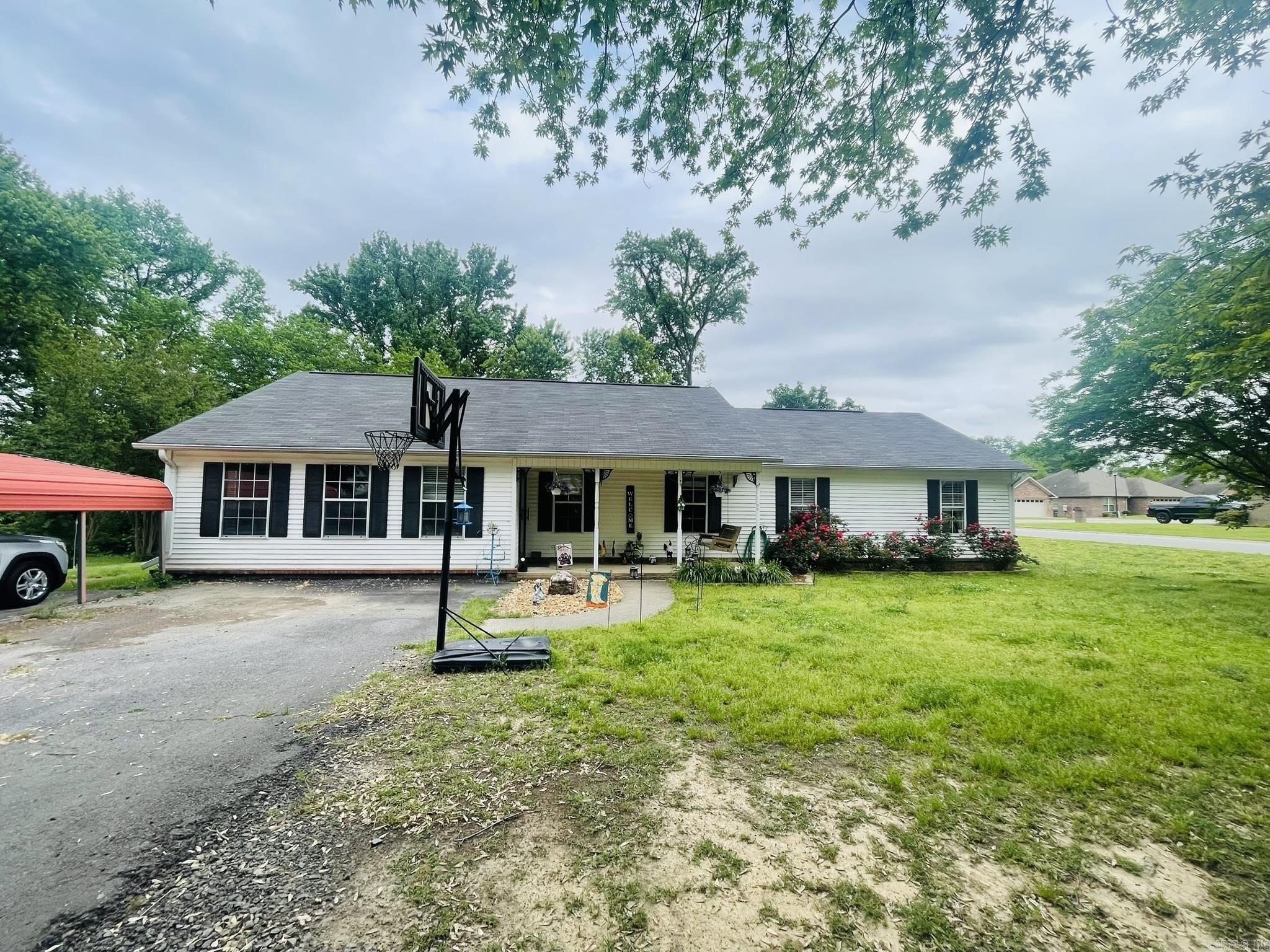 1012 1/2  Pioneer Road  Searcy, AR