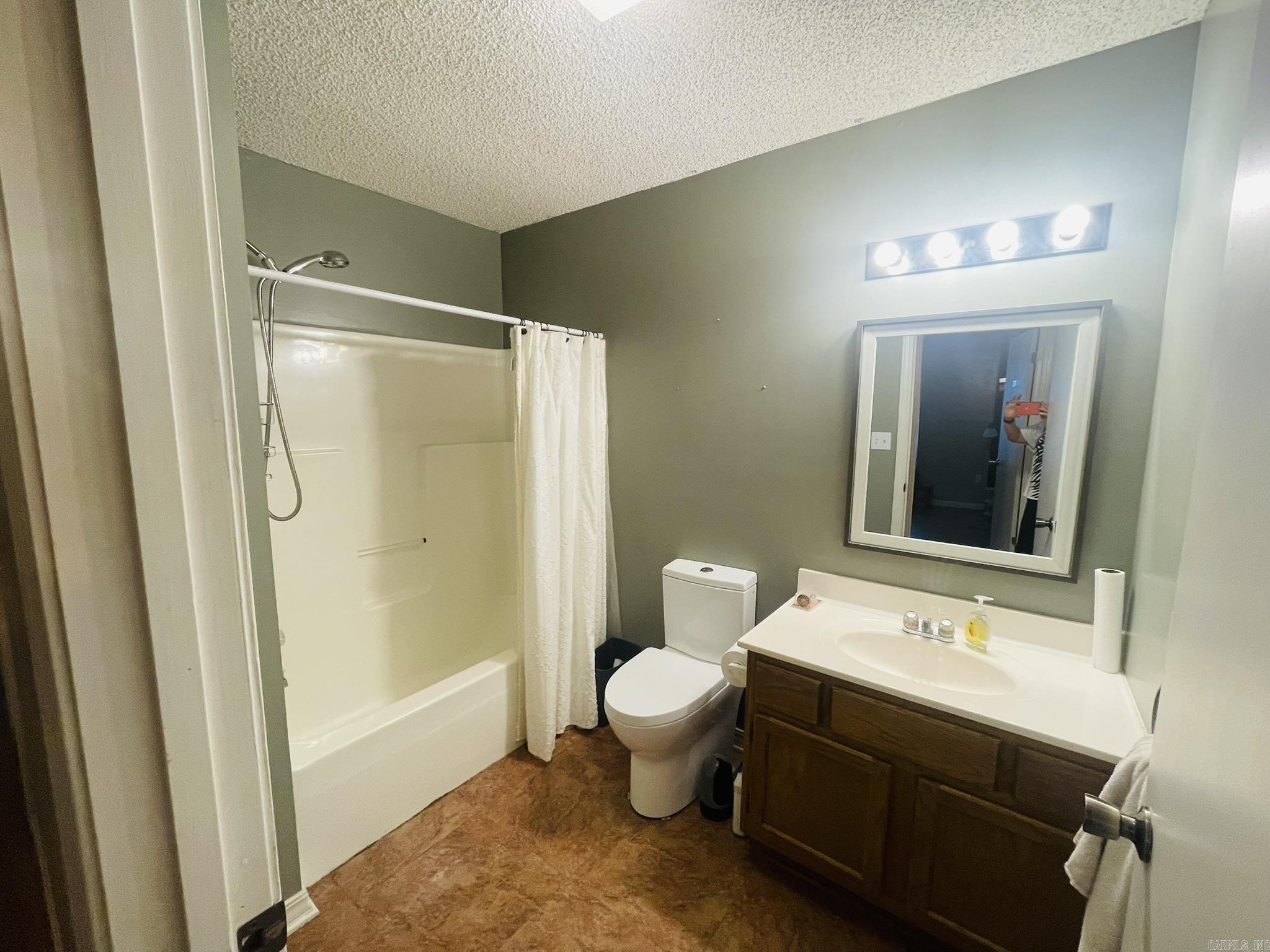 1012 1/2  Pioneer Road  Searcy, AR