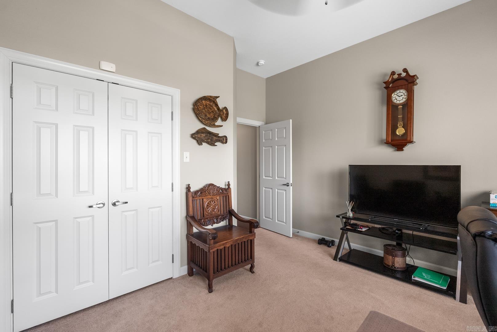 6  River Road Drive East  Mayflower, AR