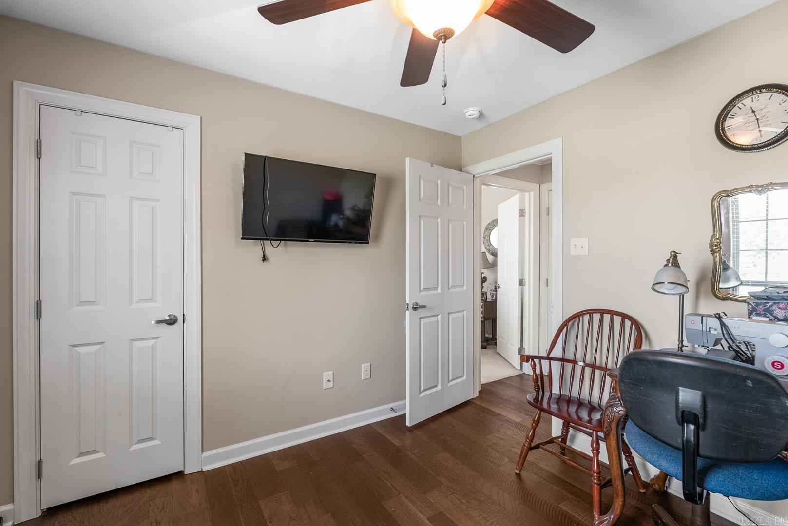 6  River Road Drive East  Mayflower, AR