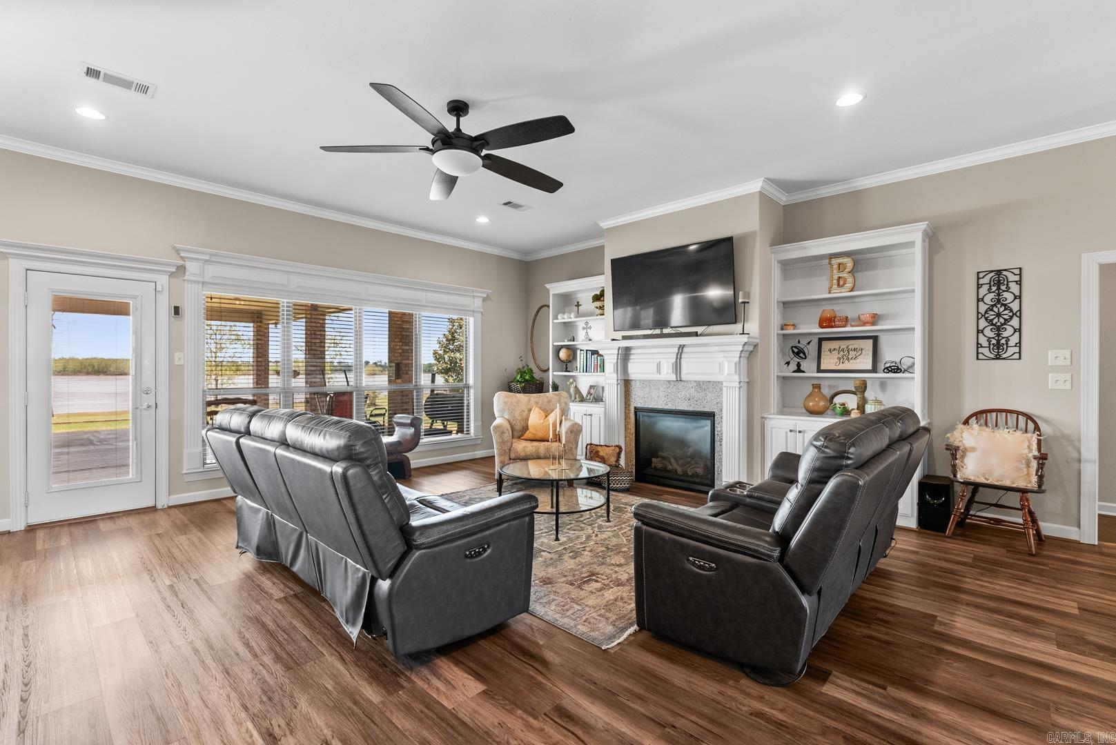6  River Road Drive East  Mayflower, AR