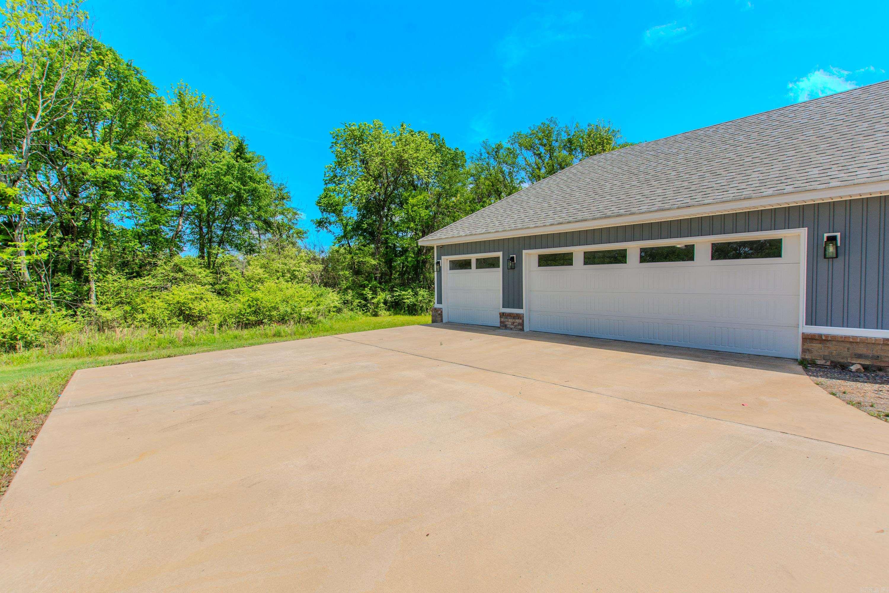 2100  Ferndale Cove  Alexander, AR