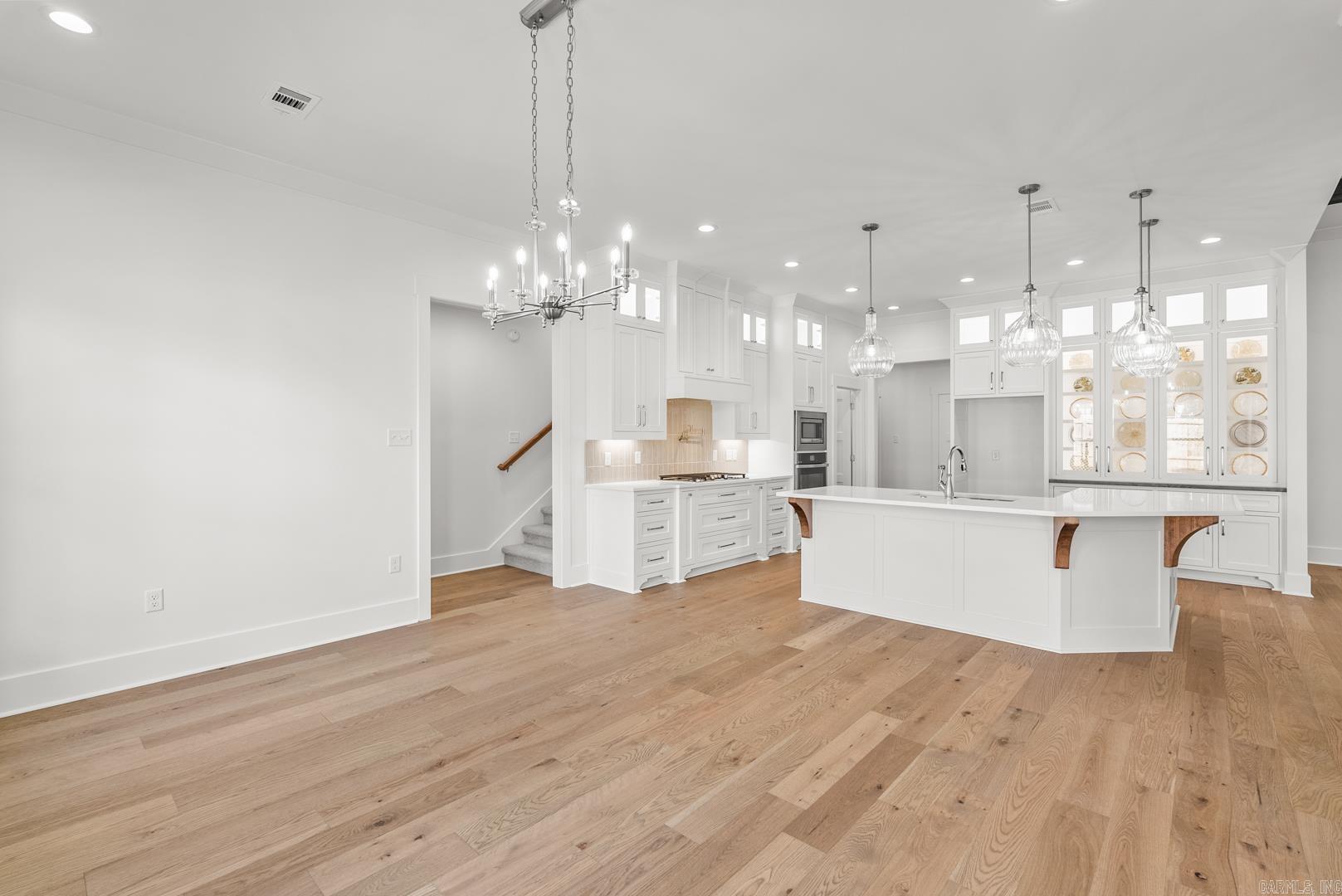 1645  Nantucket  Conway, AR