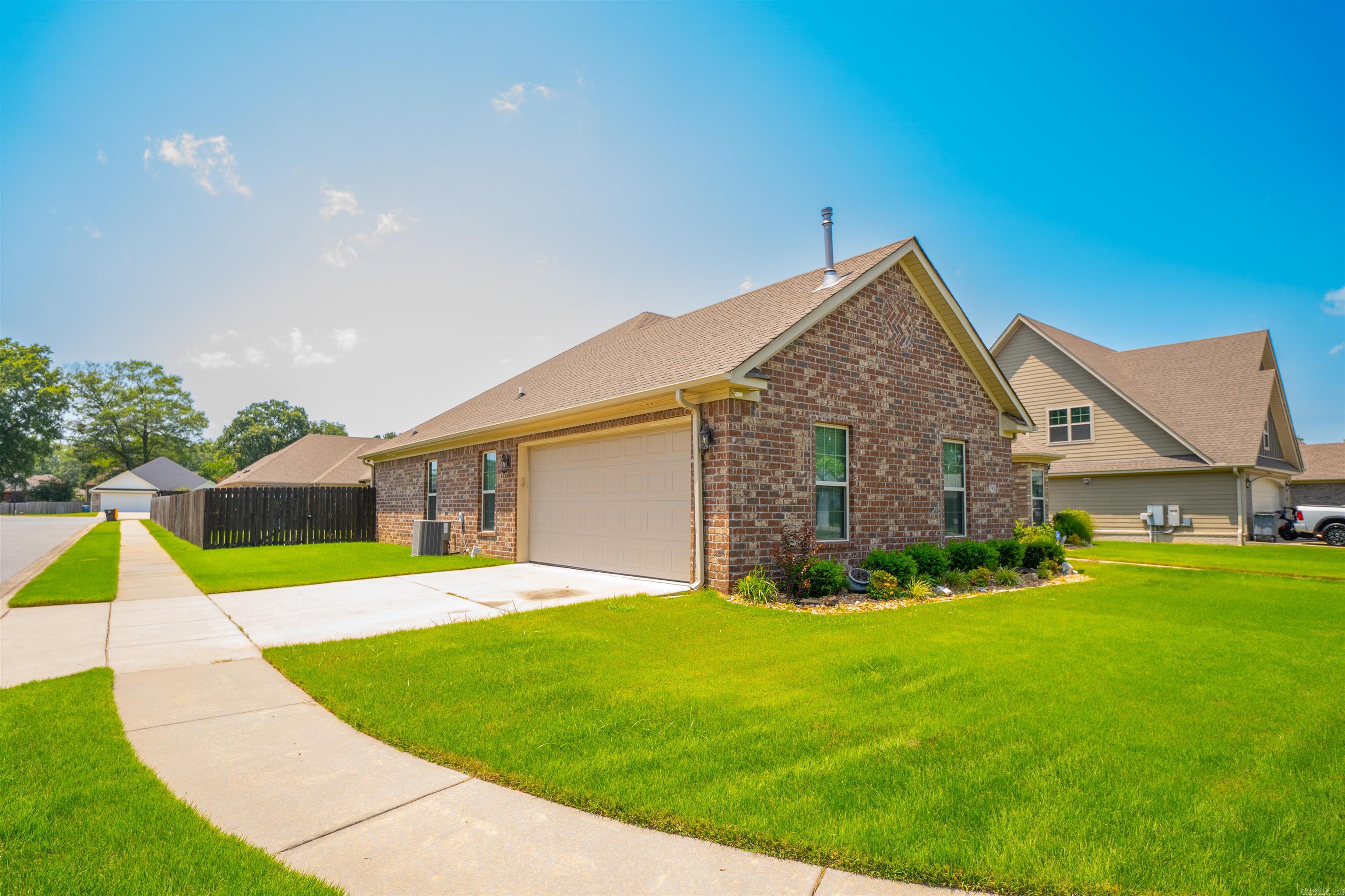 2908 Johnswood Village  Bryant, AR