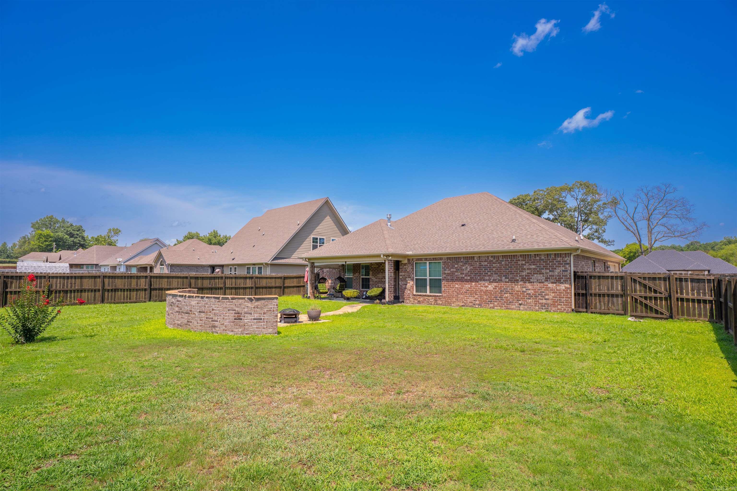 2908 Johnswood Village  Bryant, AR