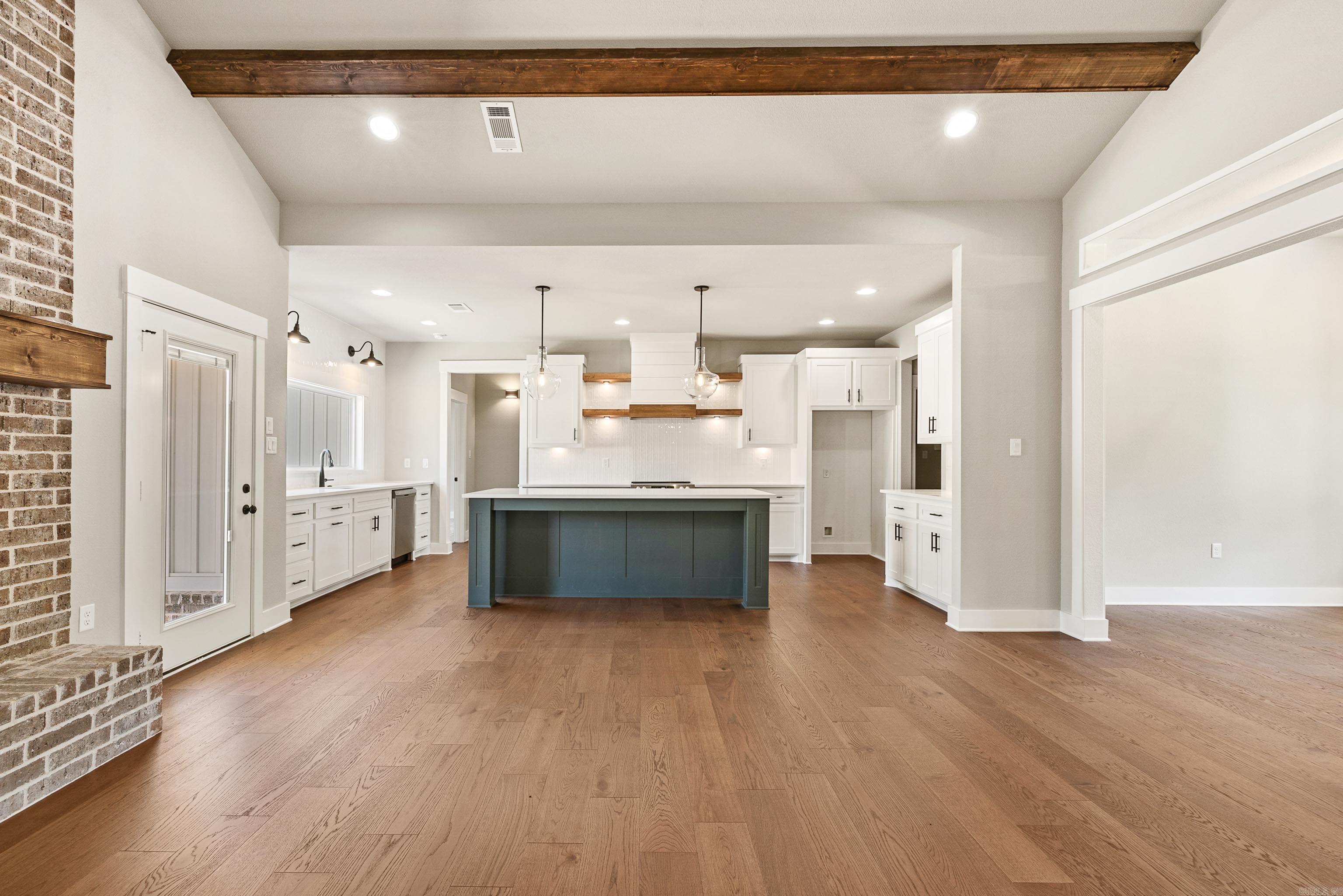 9714  Gunter  Benton, AR