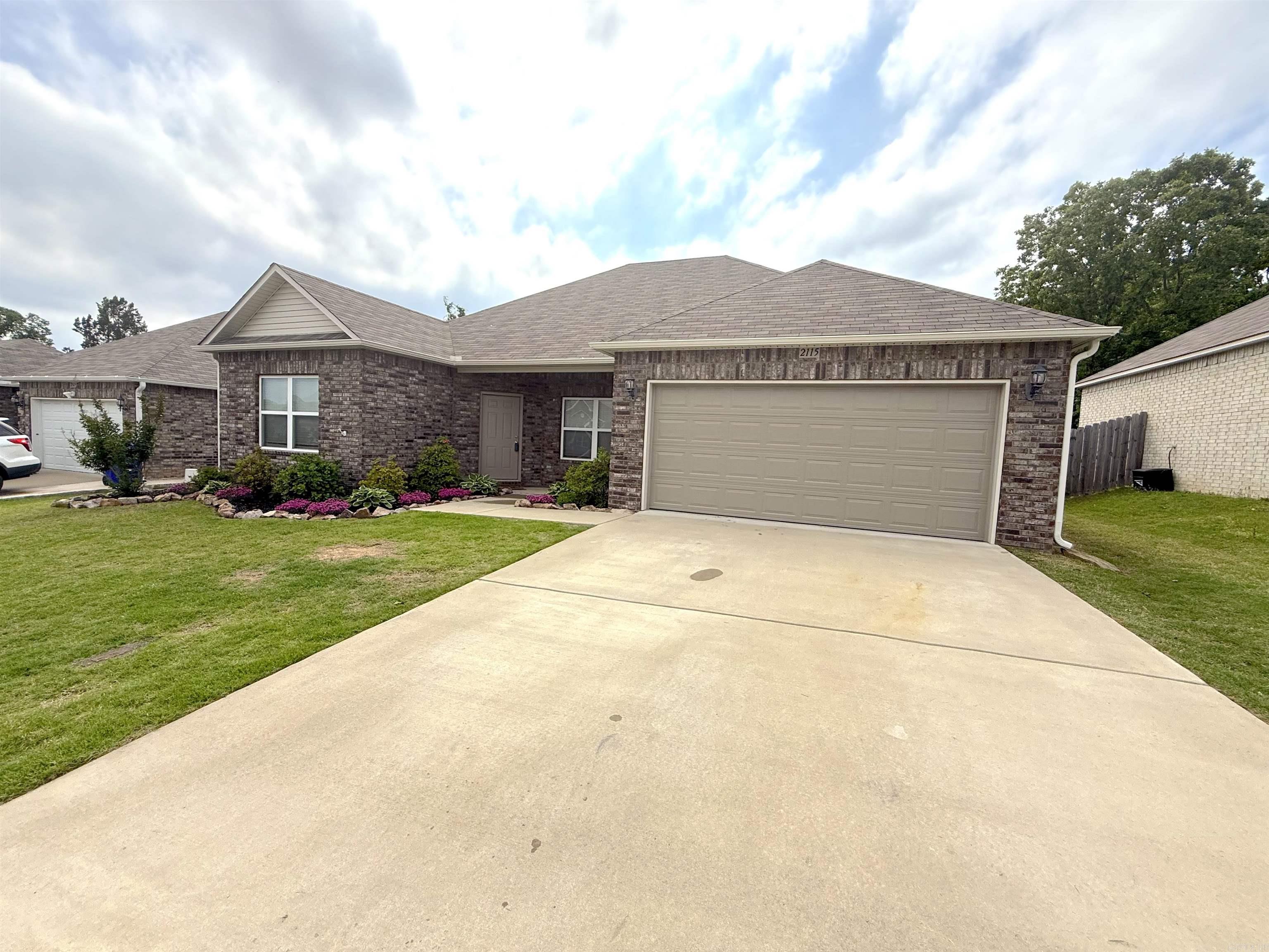 2115  Eldridge  Conway, AR