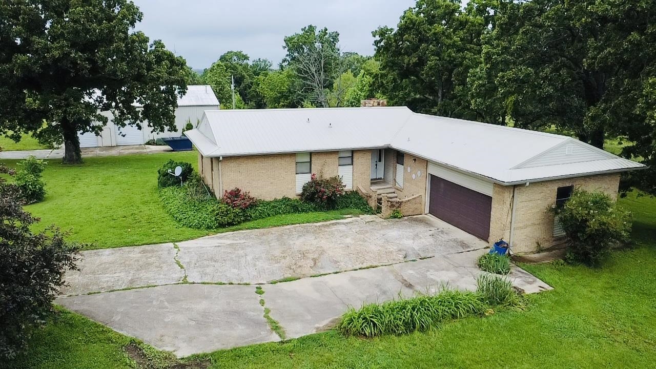 13776 E 56 HWY  Ash Flat, AR