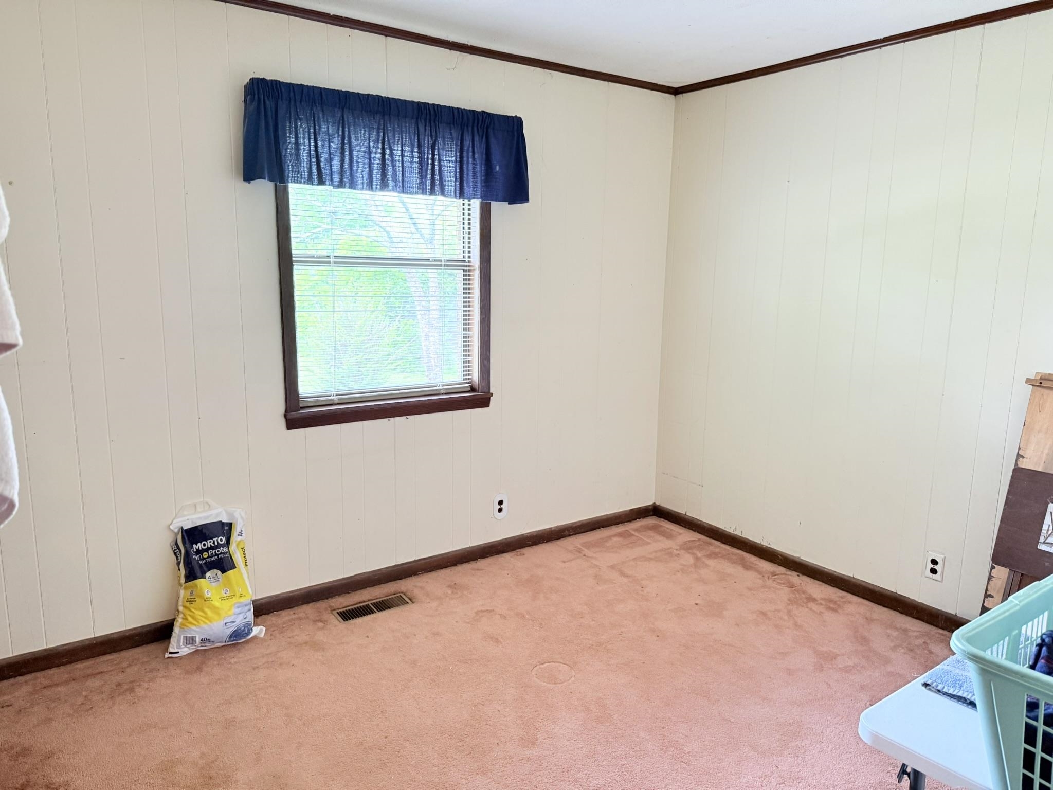 13776 E 56 HWY Ash Flat, AR 72513