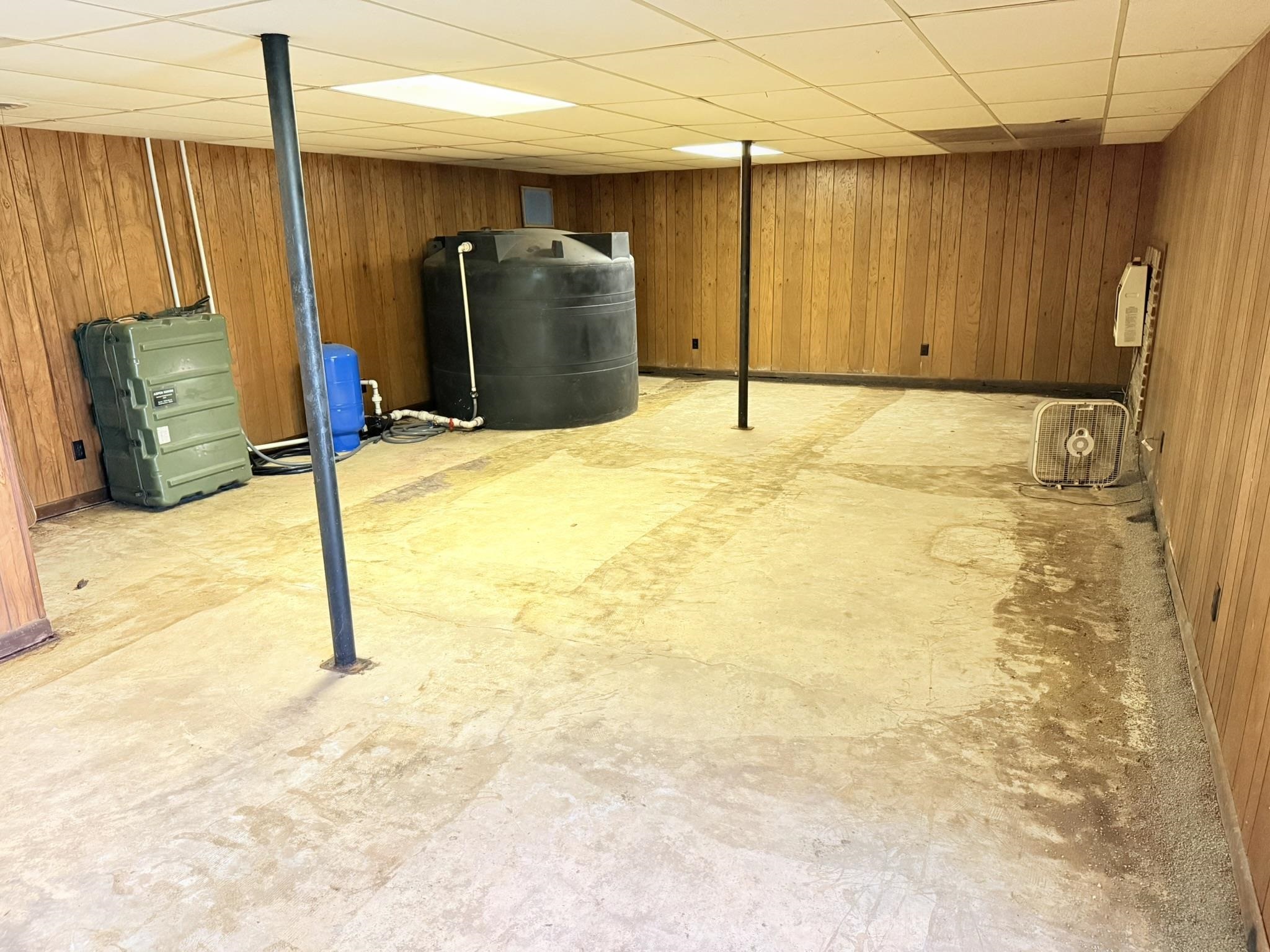 13776 E 56 HWY Ash Flat, AR 72513