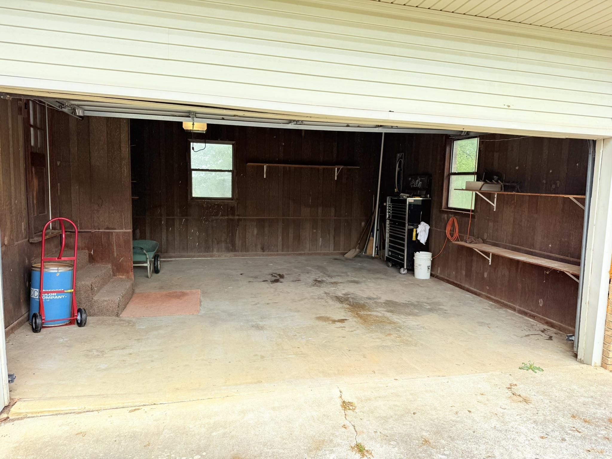13776 E 56 HWY Ash Flat, AR 72513