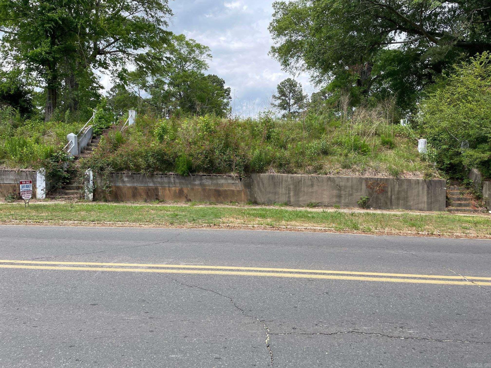 920&924 E Main  El Dorado, AR