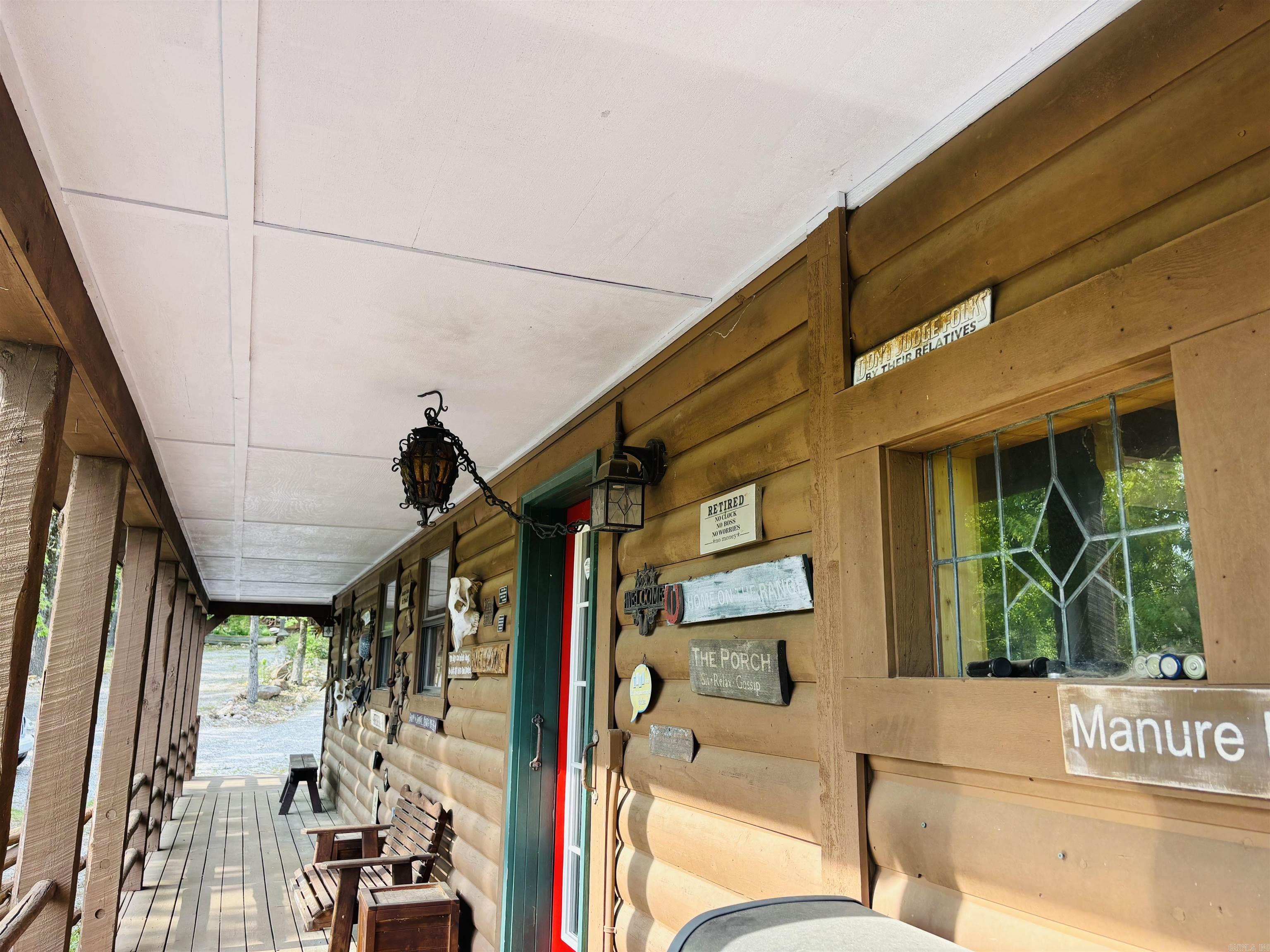 108  Georgia  Mountain View, AR