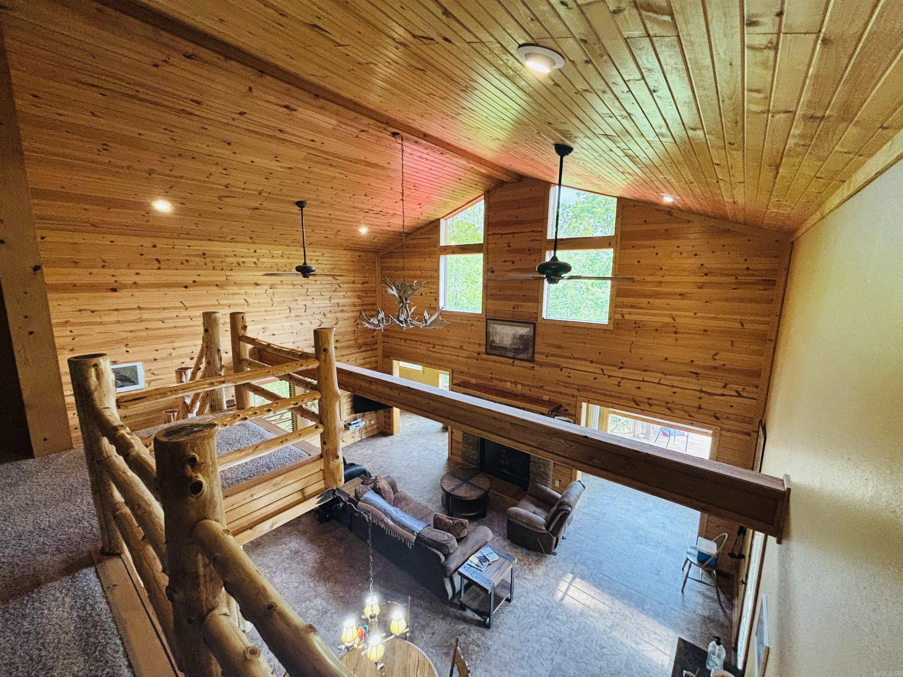 108  Georgia  Mountain View, AR