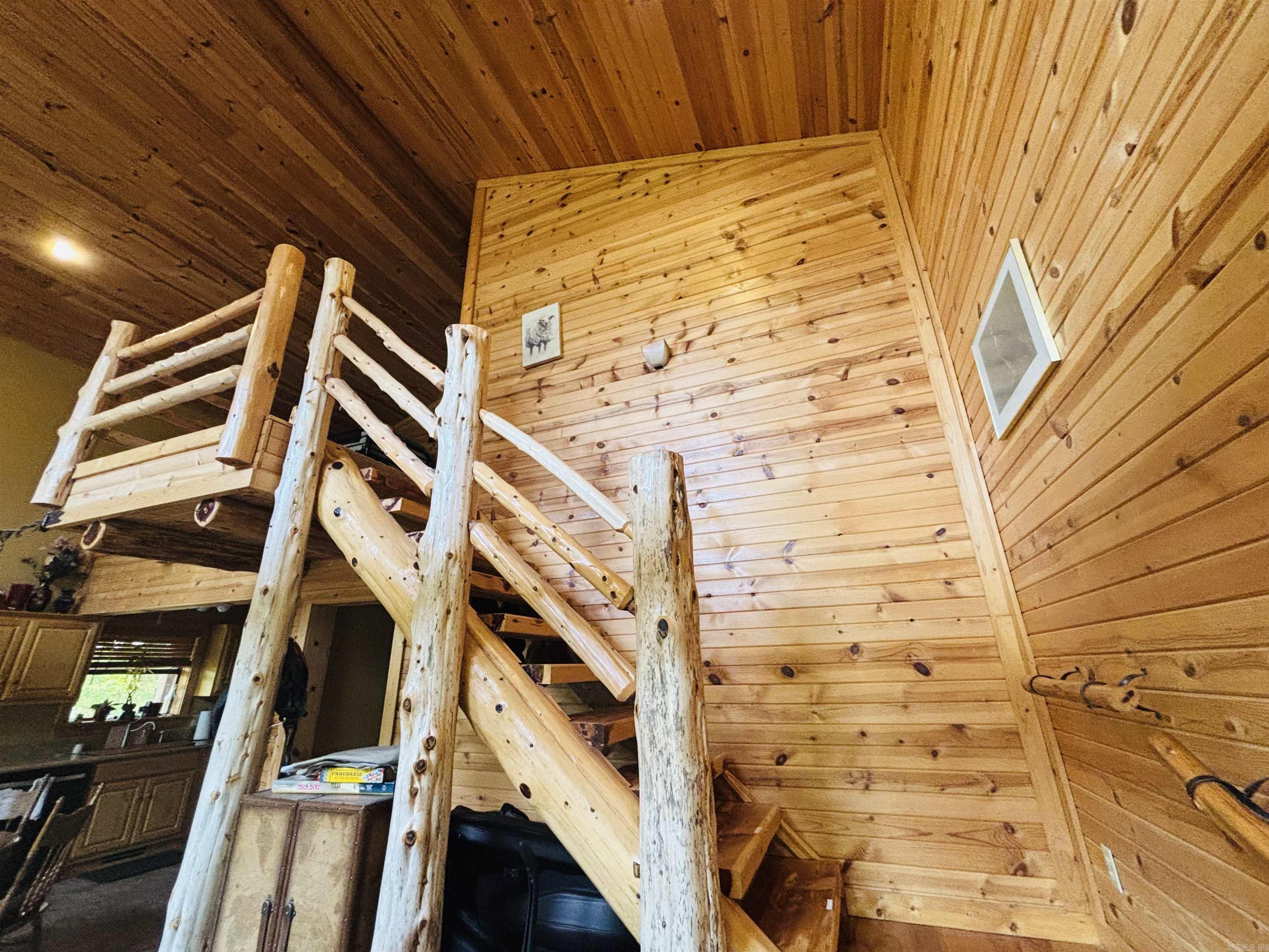 108  Georgia  Mountain View, AR