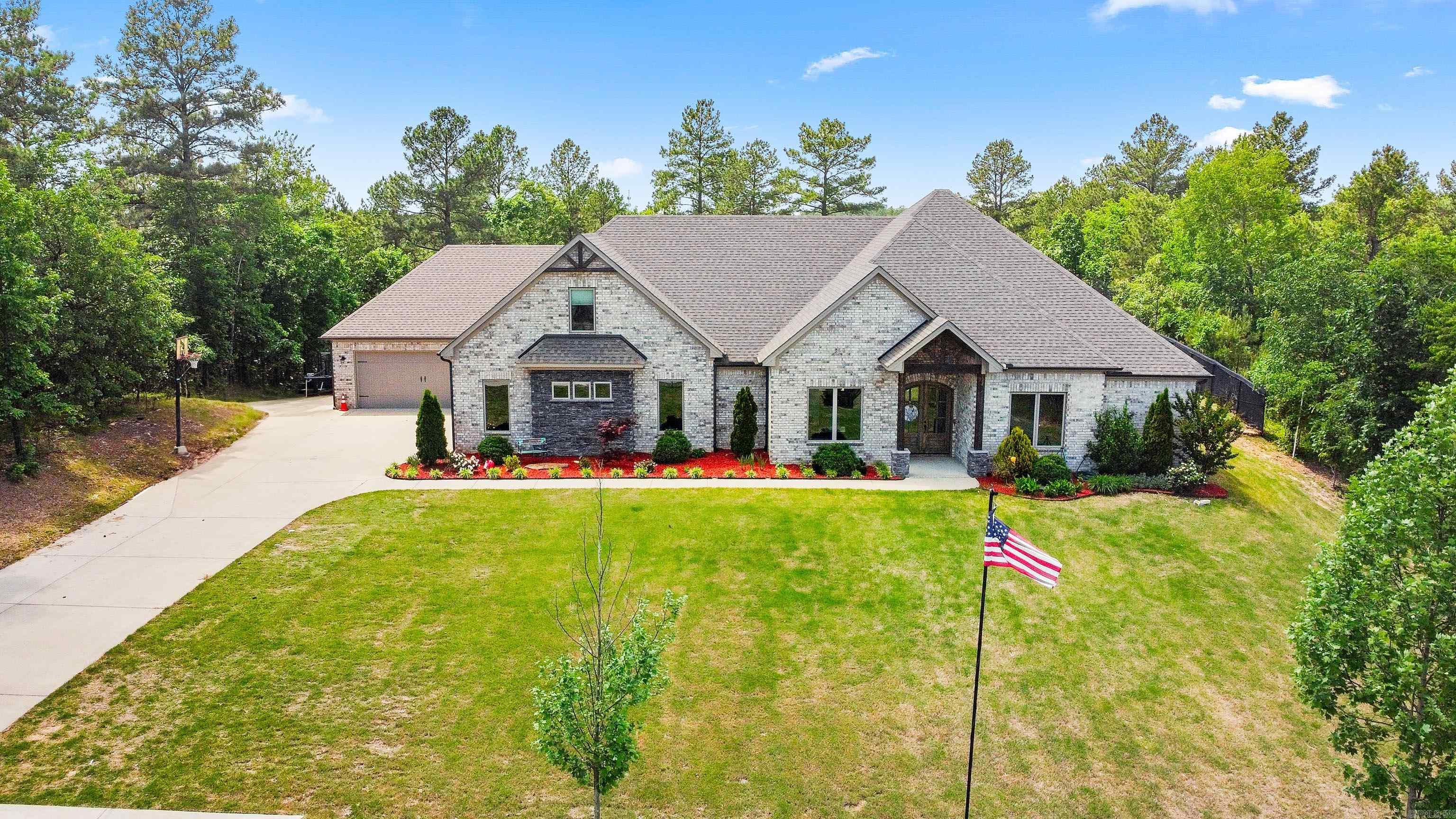 6025  Lodestone  Alexander, AR