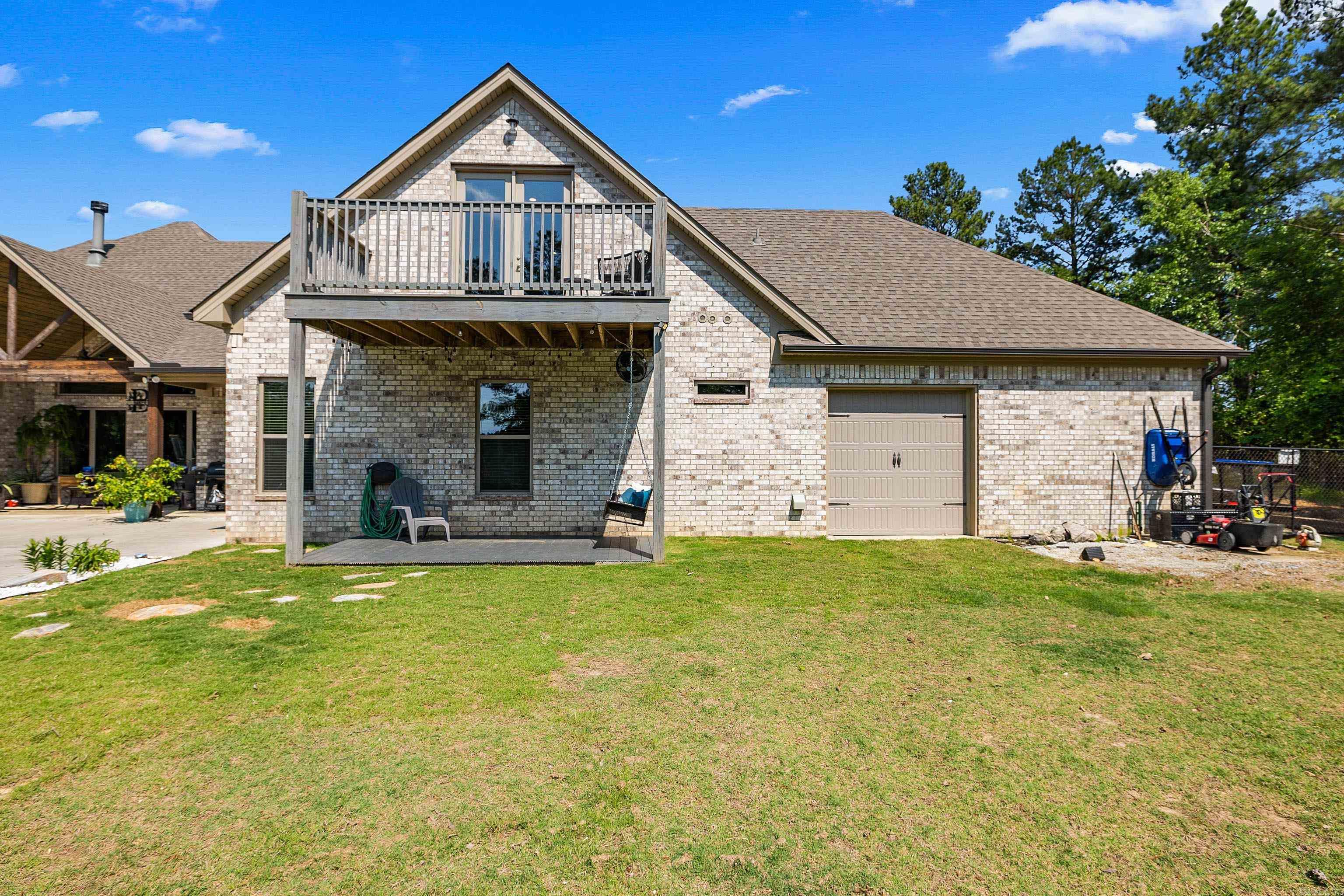 6025  Lodestone  Alexander, AR