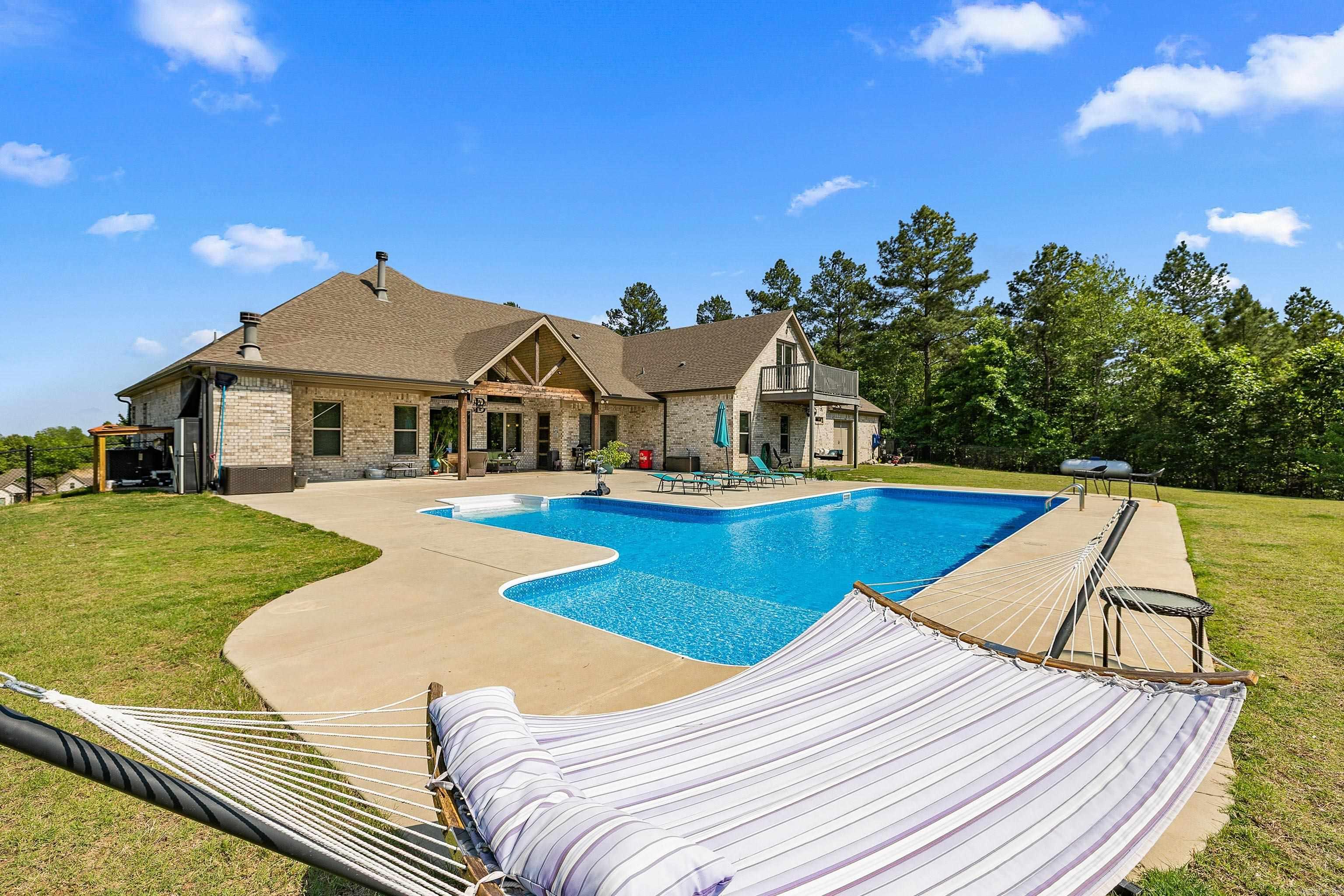 6025  Lodestone  Alexander, AR