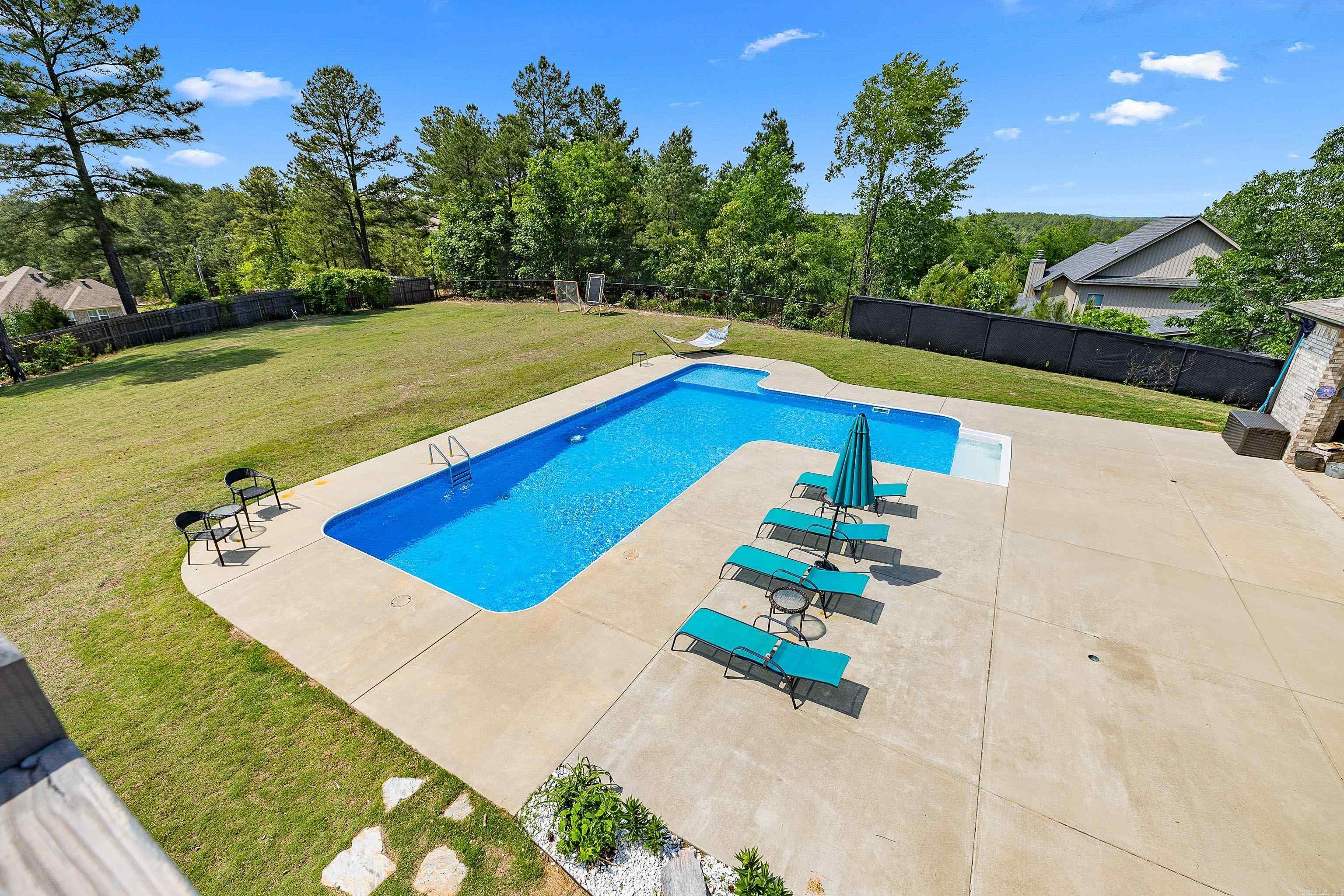 6025  Lodestone  Alexander, AR