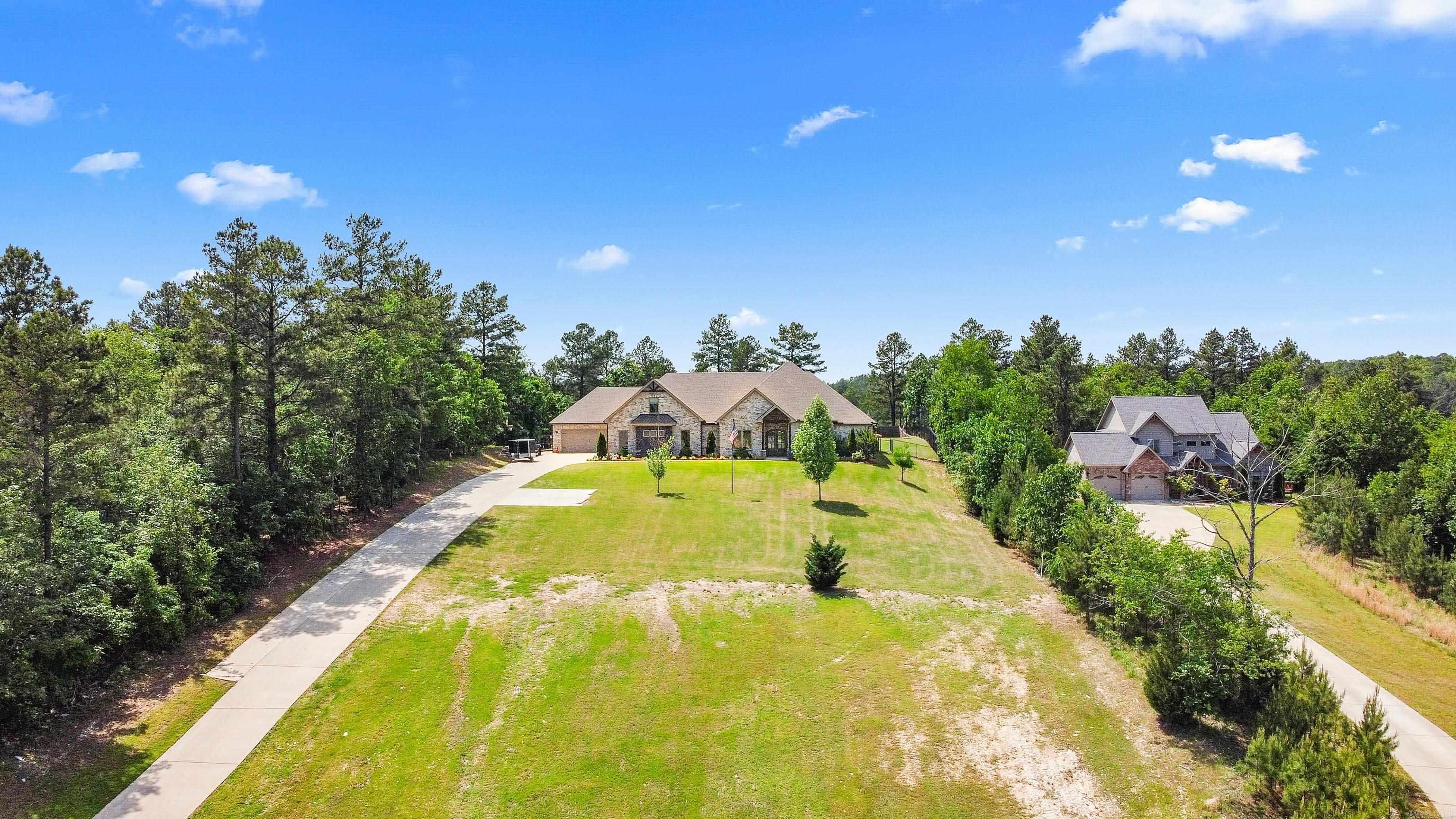 6025  Lodestone  Alexander, AR