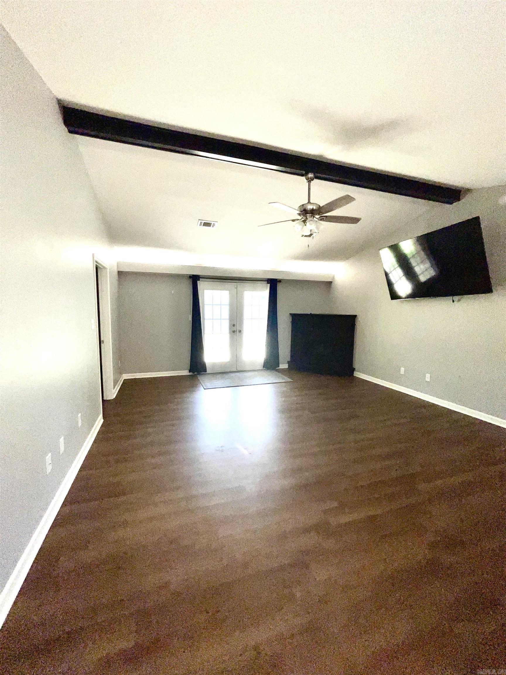 104  LOUIS  Searcy, AR