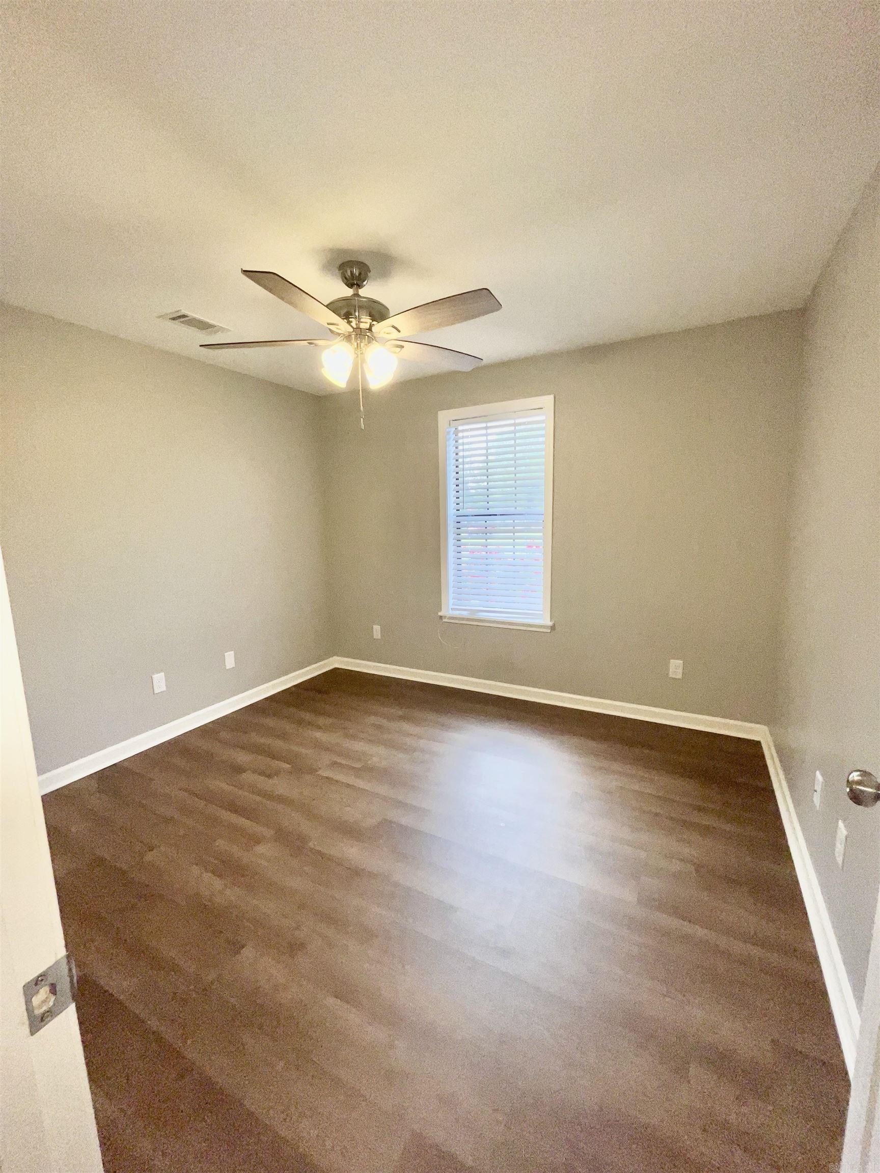 104  LOUIS  Searcy, AR