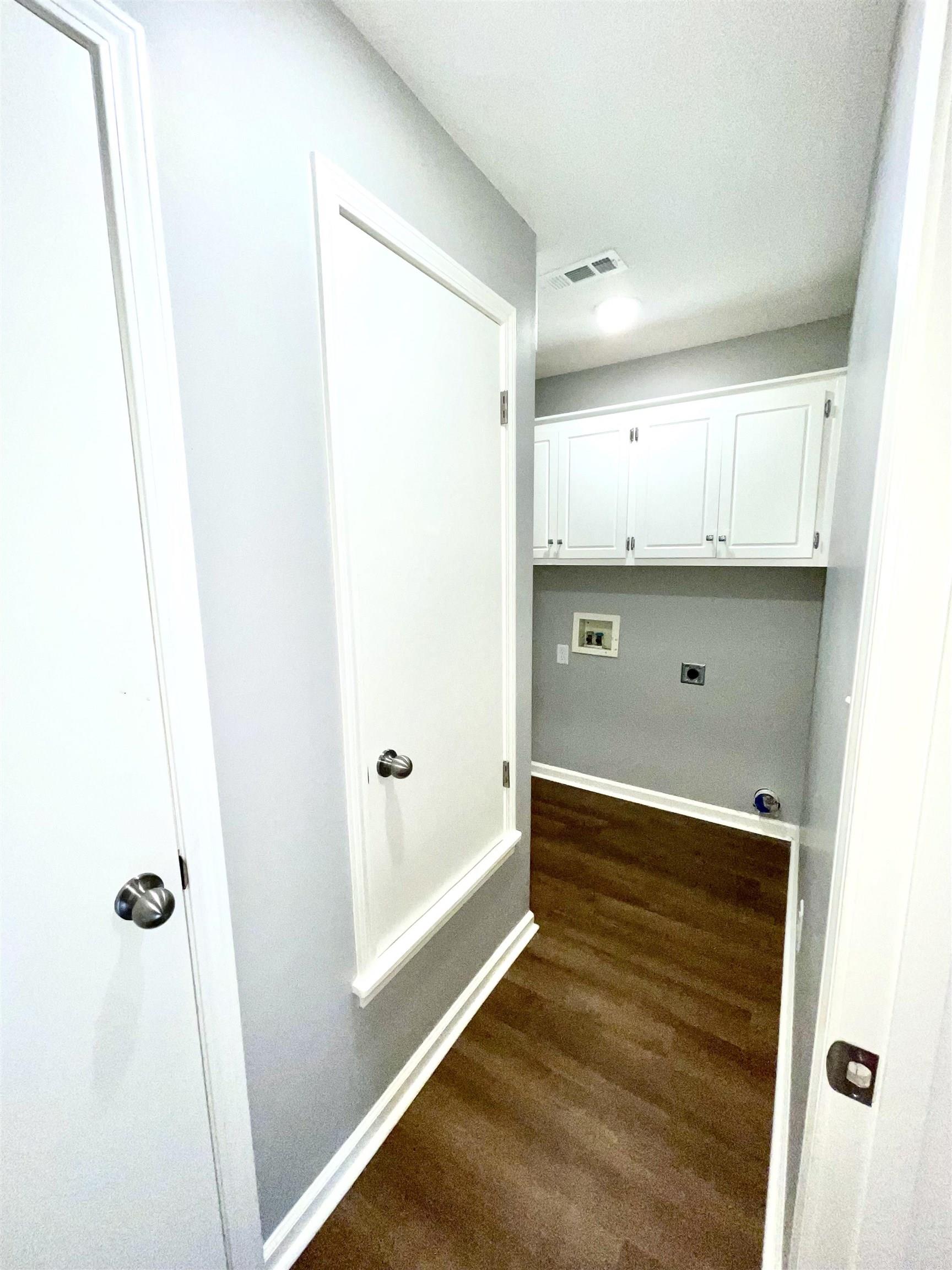 104  LOUIS  Searcy, AR