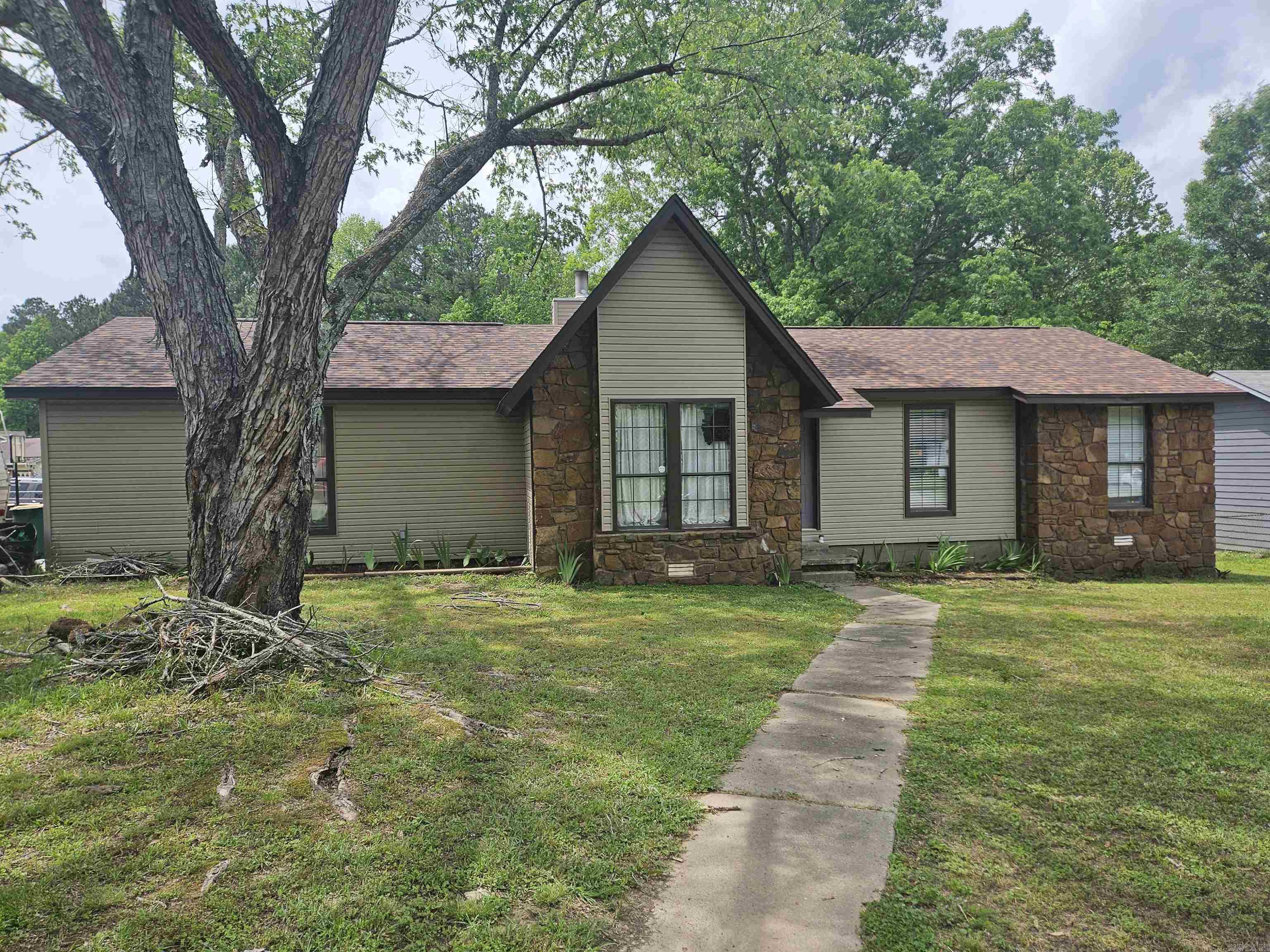24  Leprechaun  Little Rock, AR