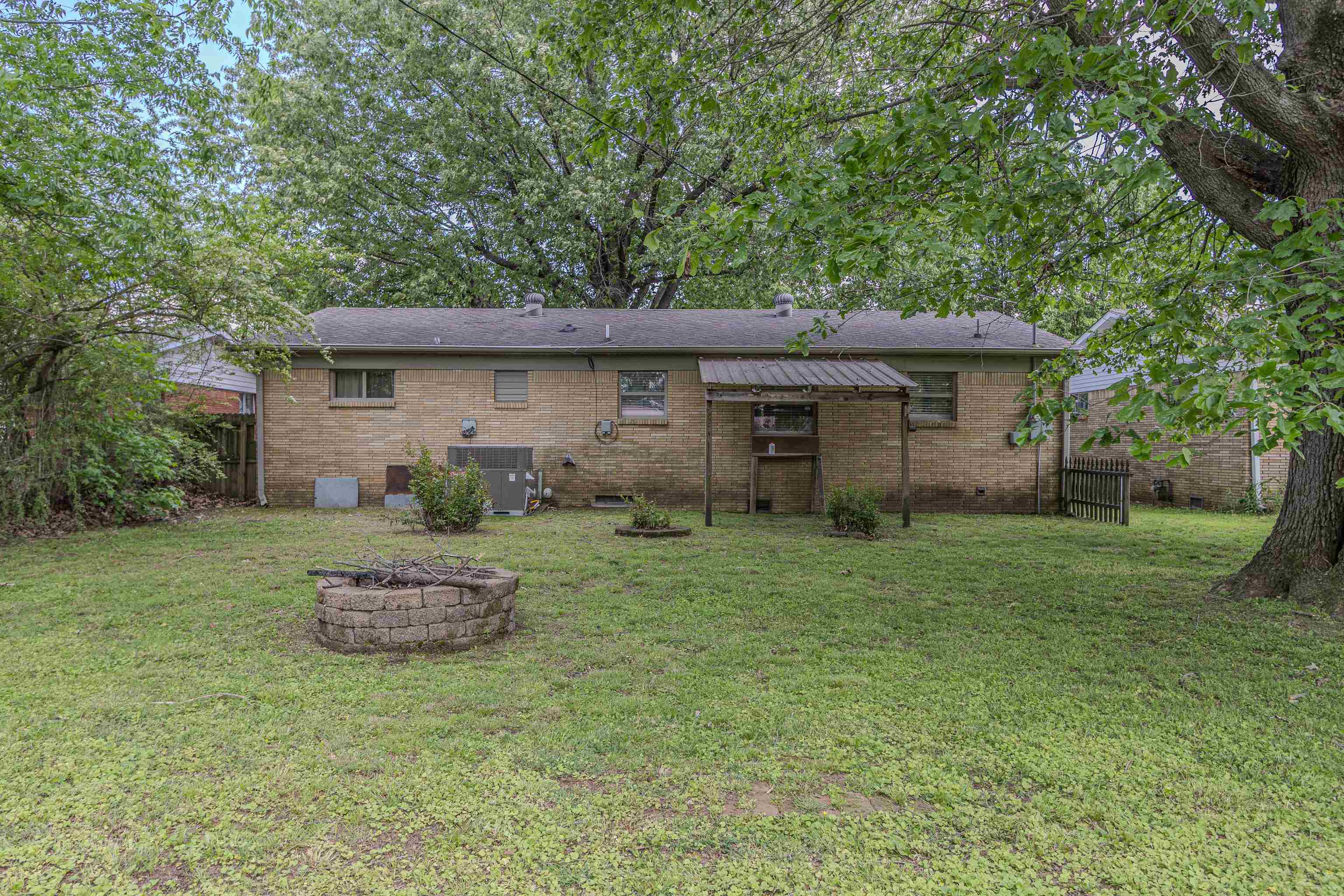 518 N 9 1/2  Paragould, AR