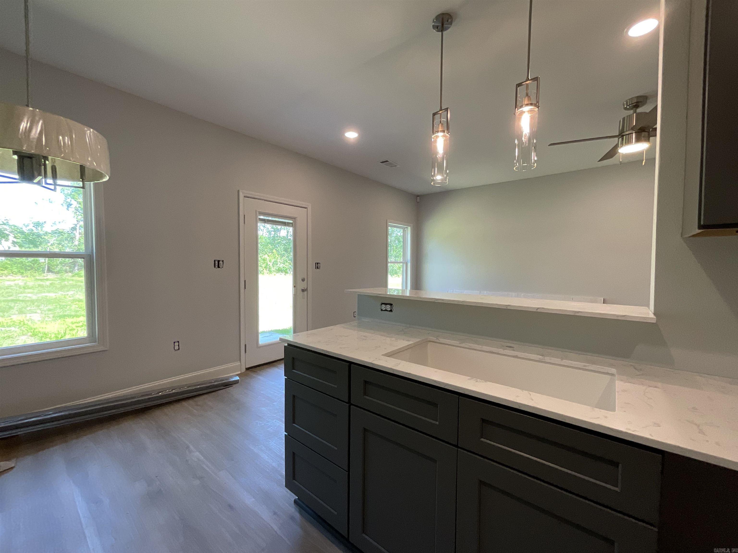 1009 N Jeff Davis  Jacksonville, AR