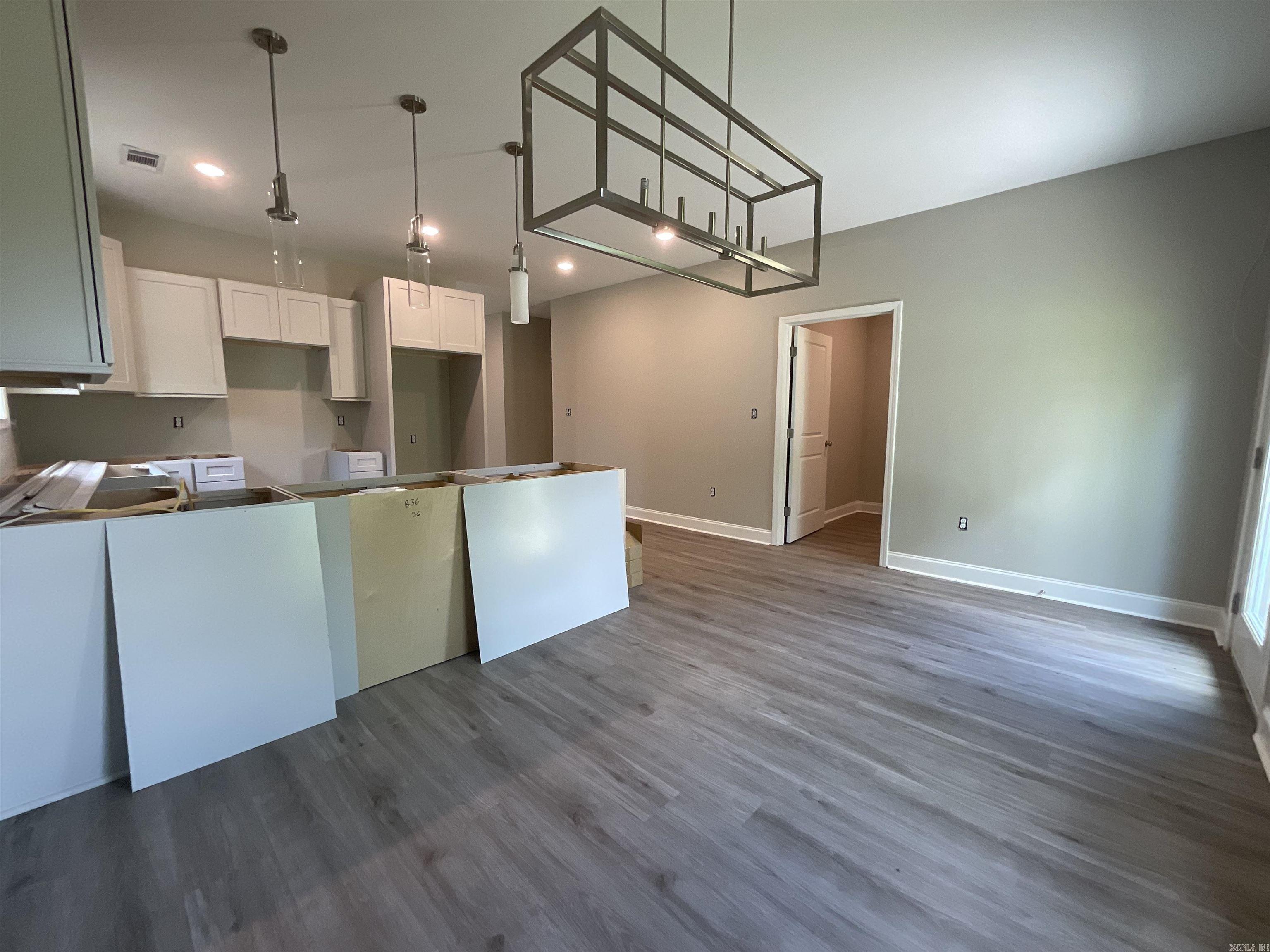 1007 N Jeff Davis  Jacksonville, AR