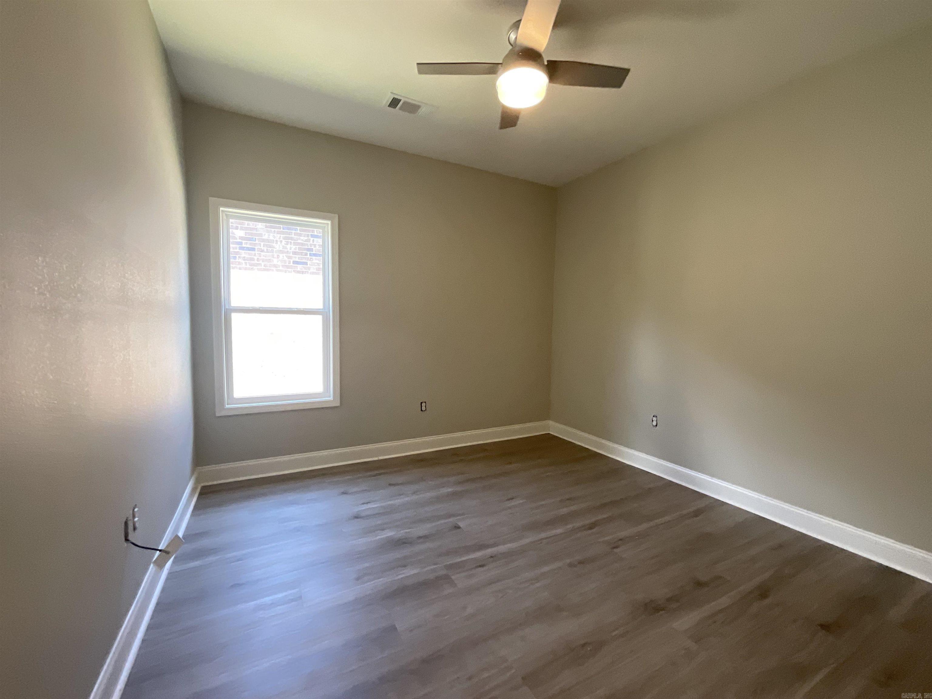 1007 N Jeff Davis  Jacksonville, AR