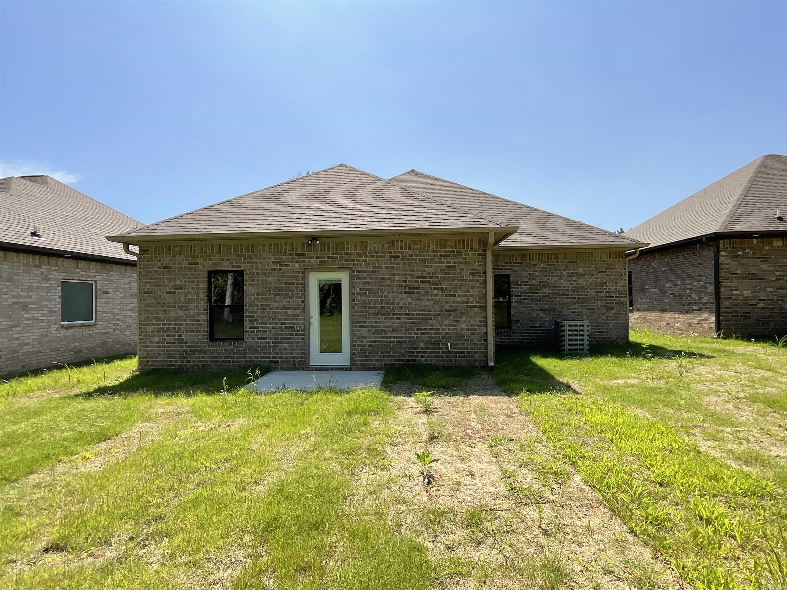 1007 N Jeff Davis  Jacksonville, AR