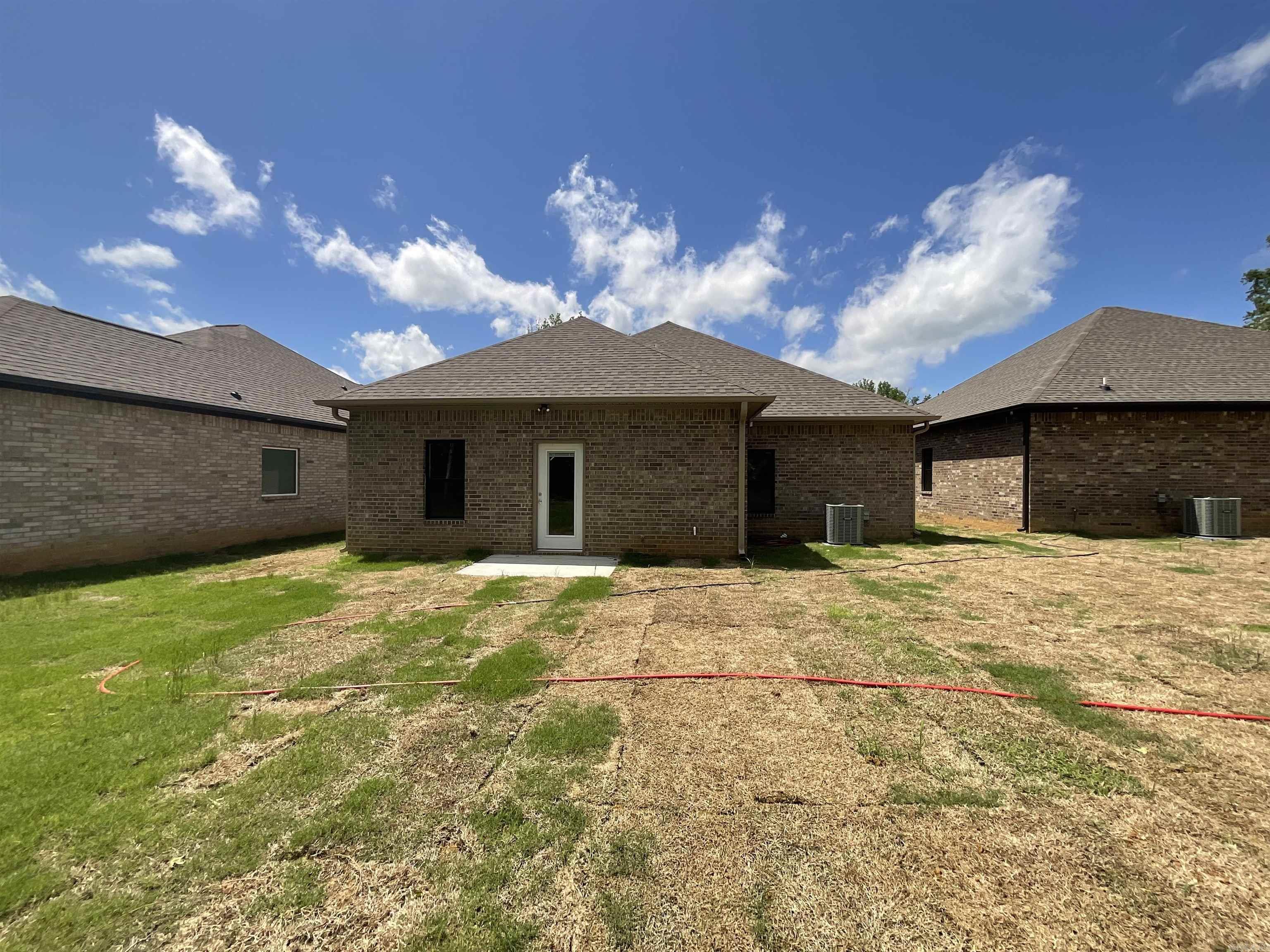 1007 N Jeff Davis  Jacksonville, AR