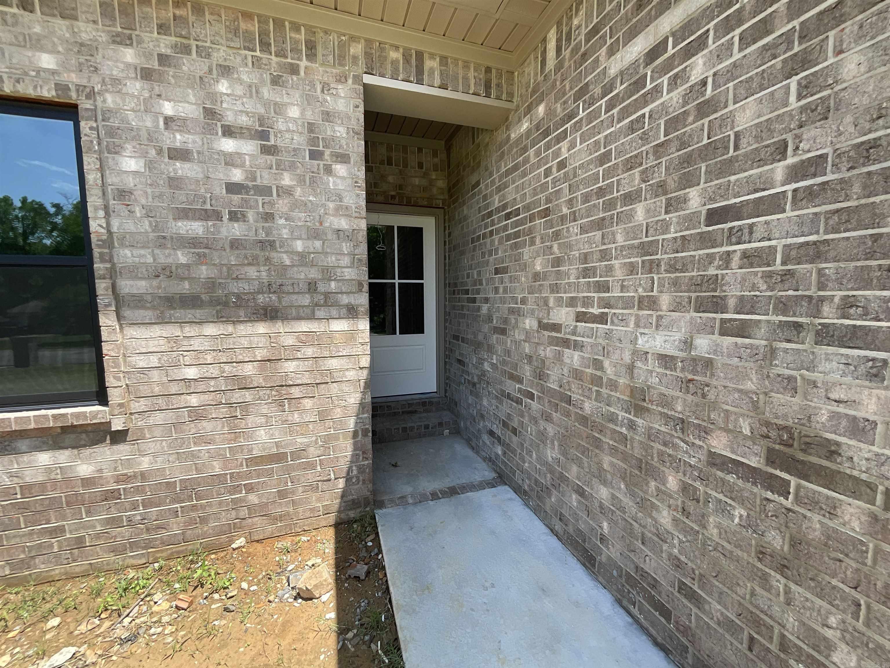 1007 N Jeff Davis  Jacksonville, AR