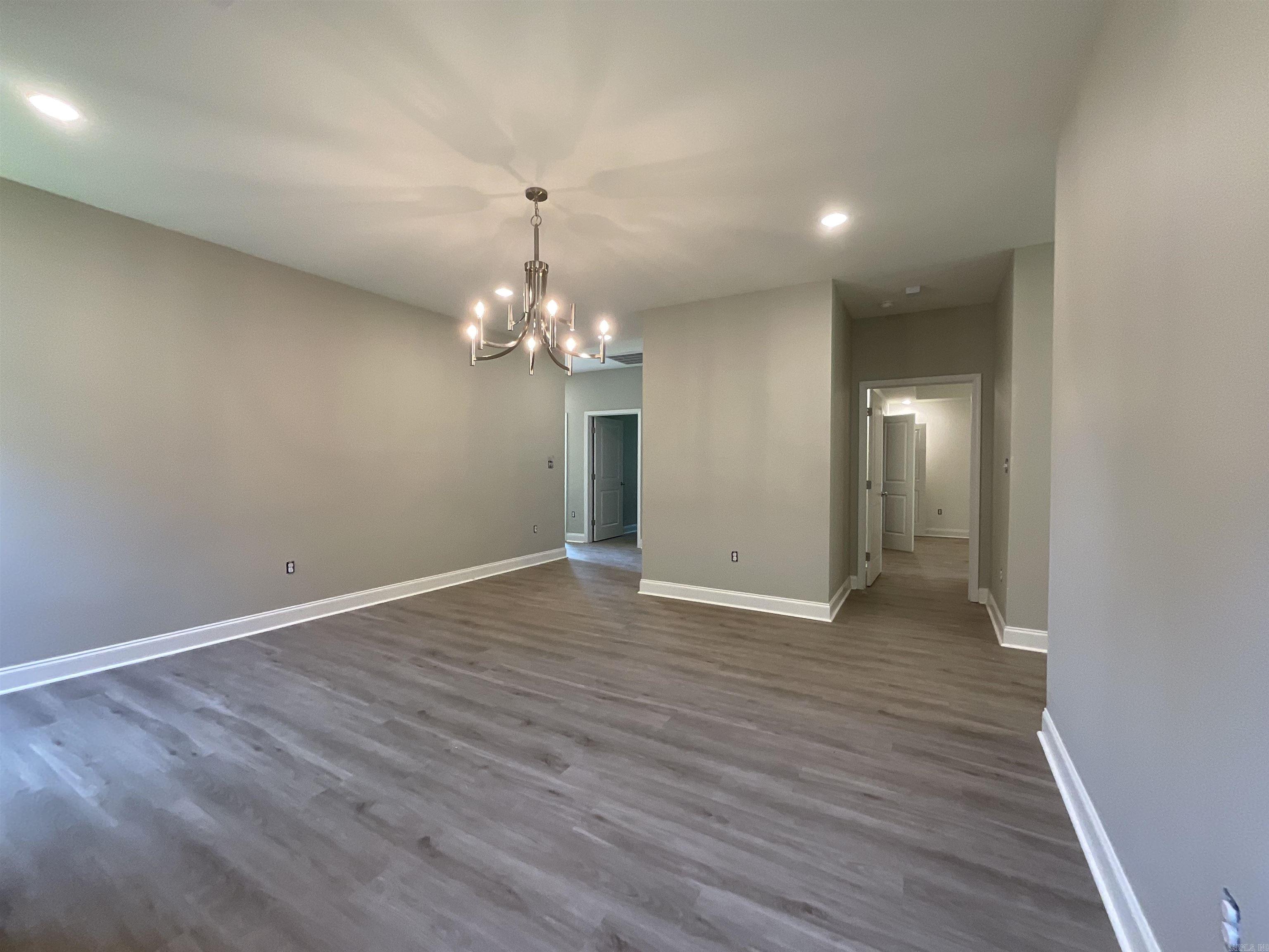 1007 N Jeff Davis  Jacksonville, AR